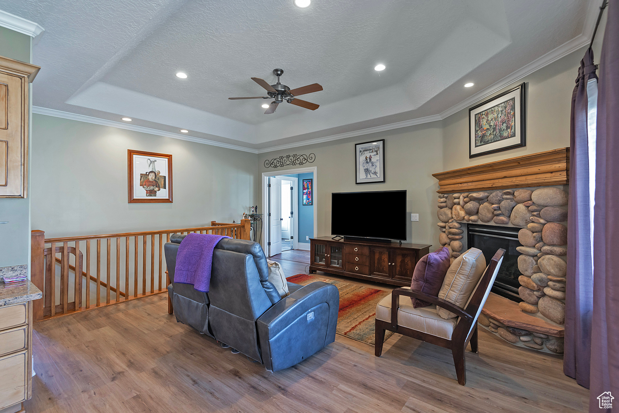 136 N FAIRWAY DR