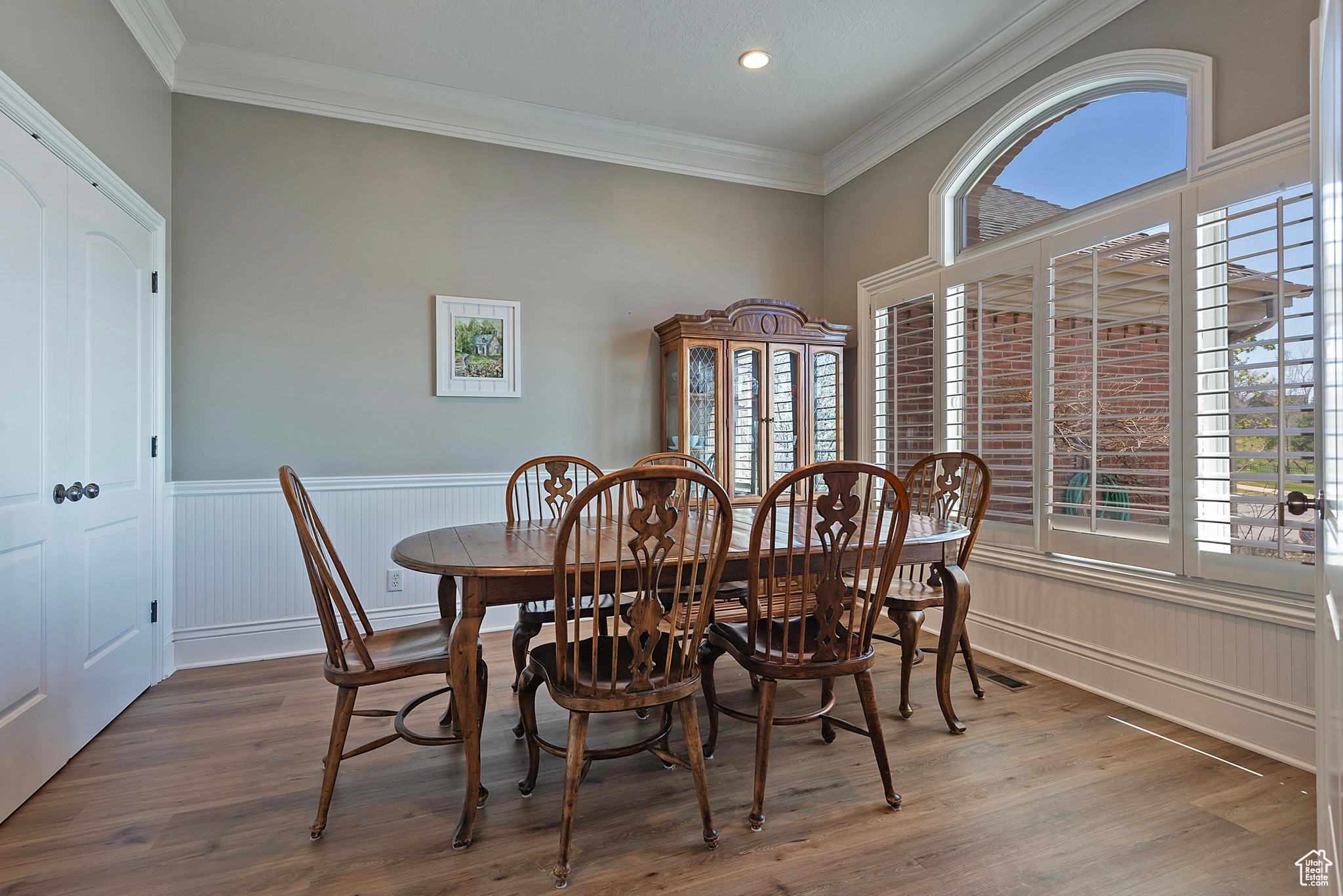 136 N FAIRWAY DR