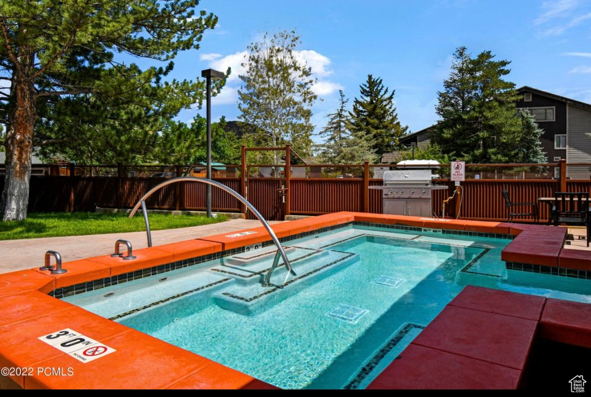 2235 SIDEWINDER DR #421