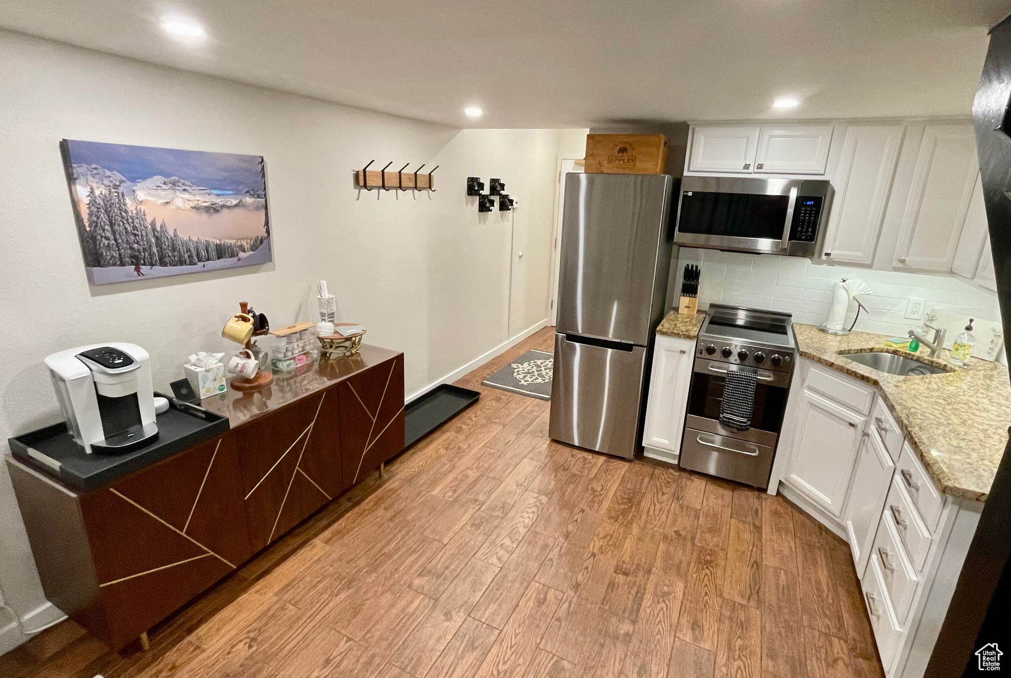 2235 SIDEWINDER DR #421