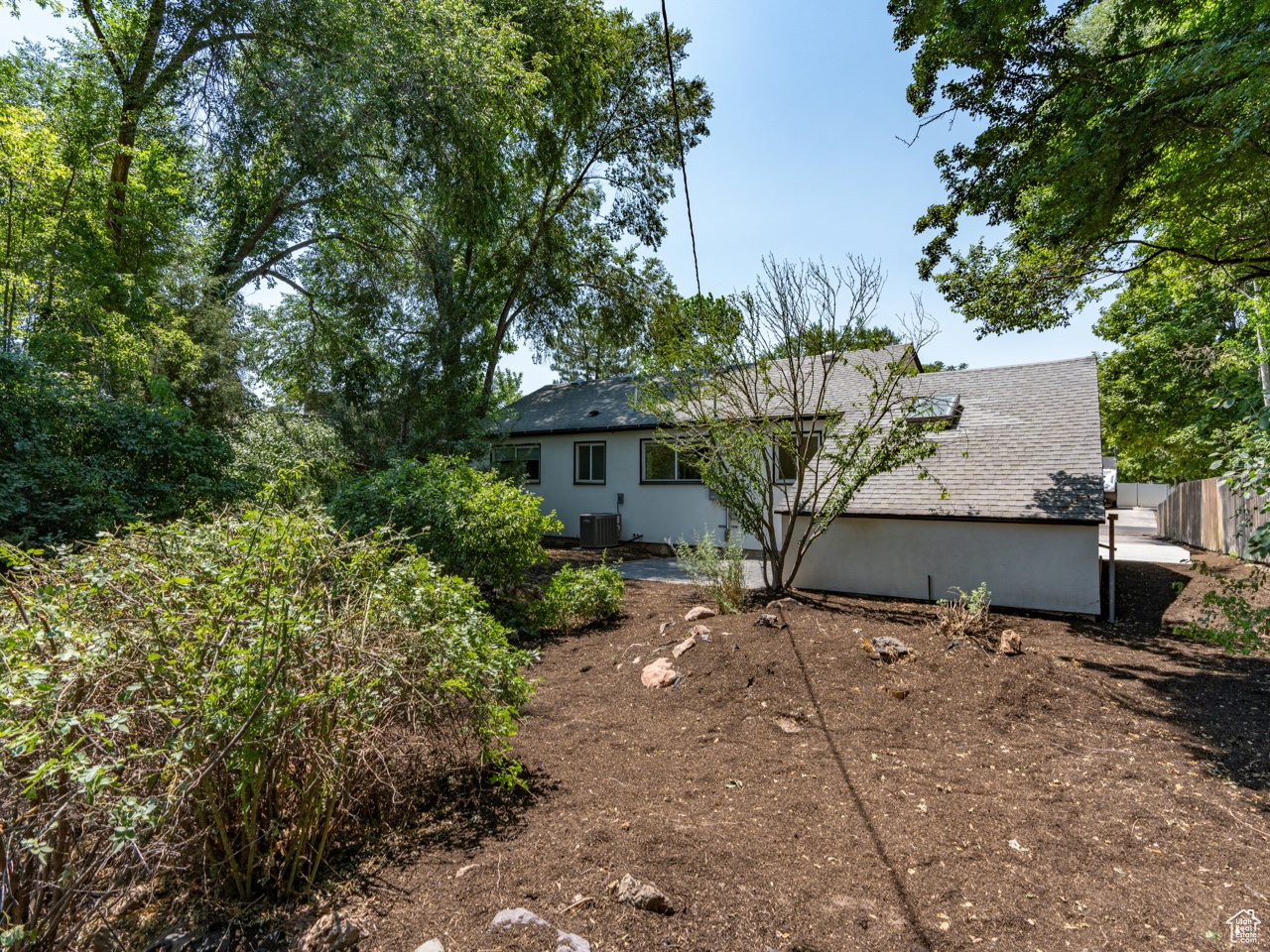3511 S CHRISTINE ST