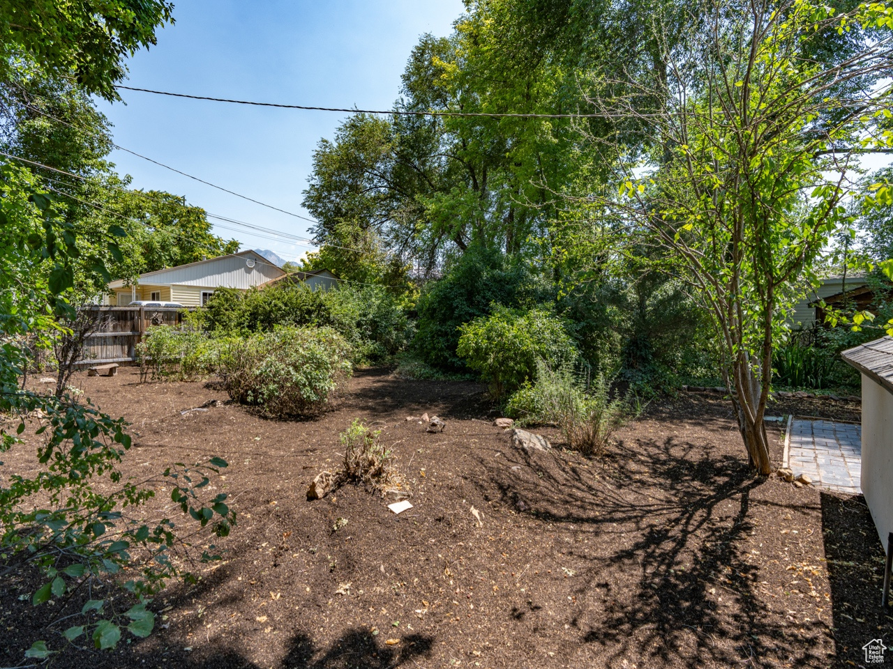 3511 S CHRISTINE ST