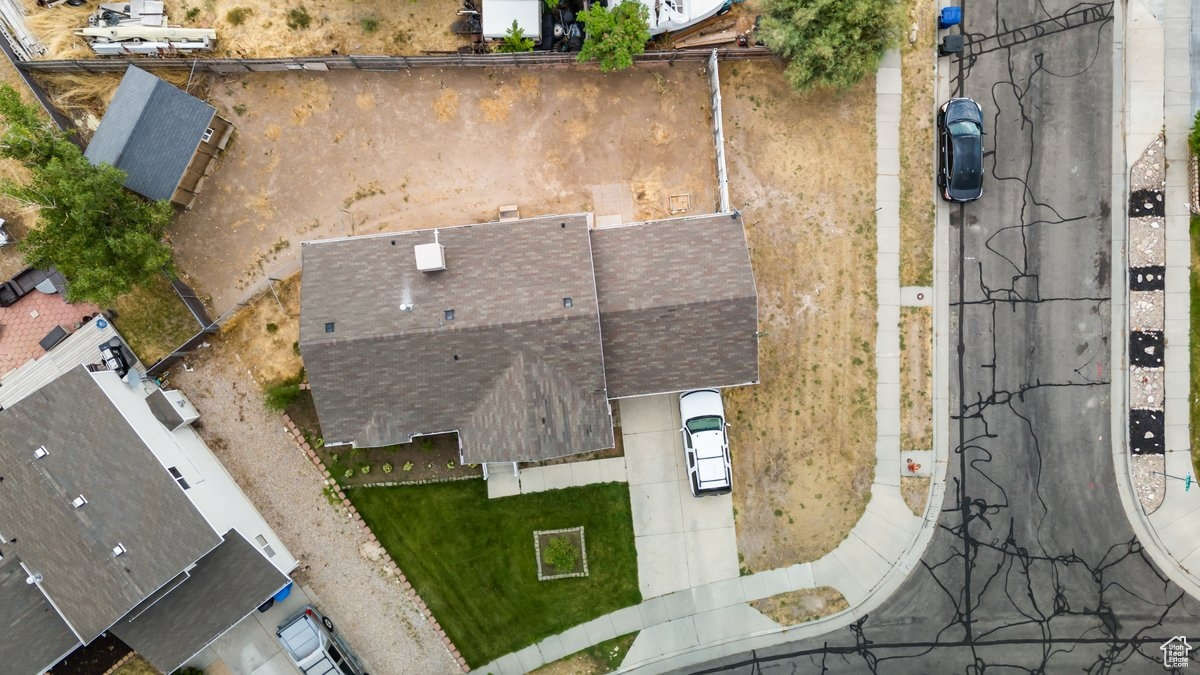 3779 S MOLLY DR