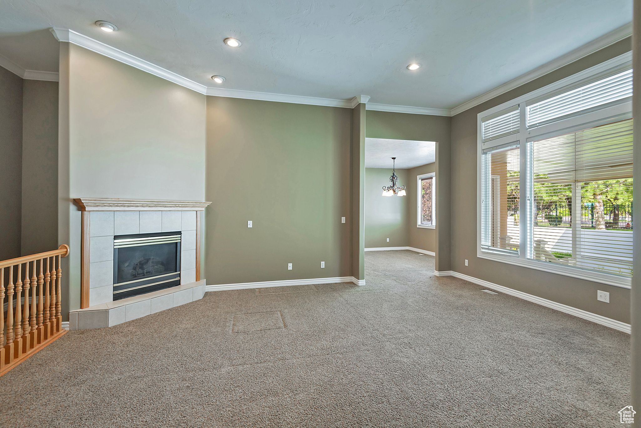 11811 S COTTAGE VIEW LN