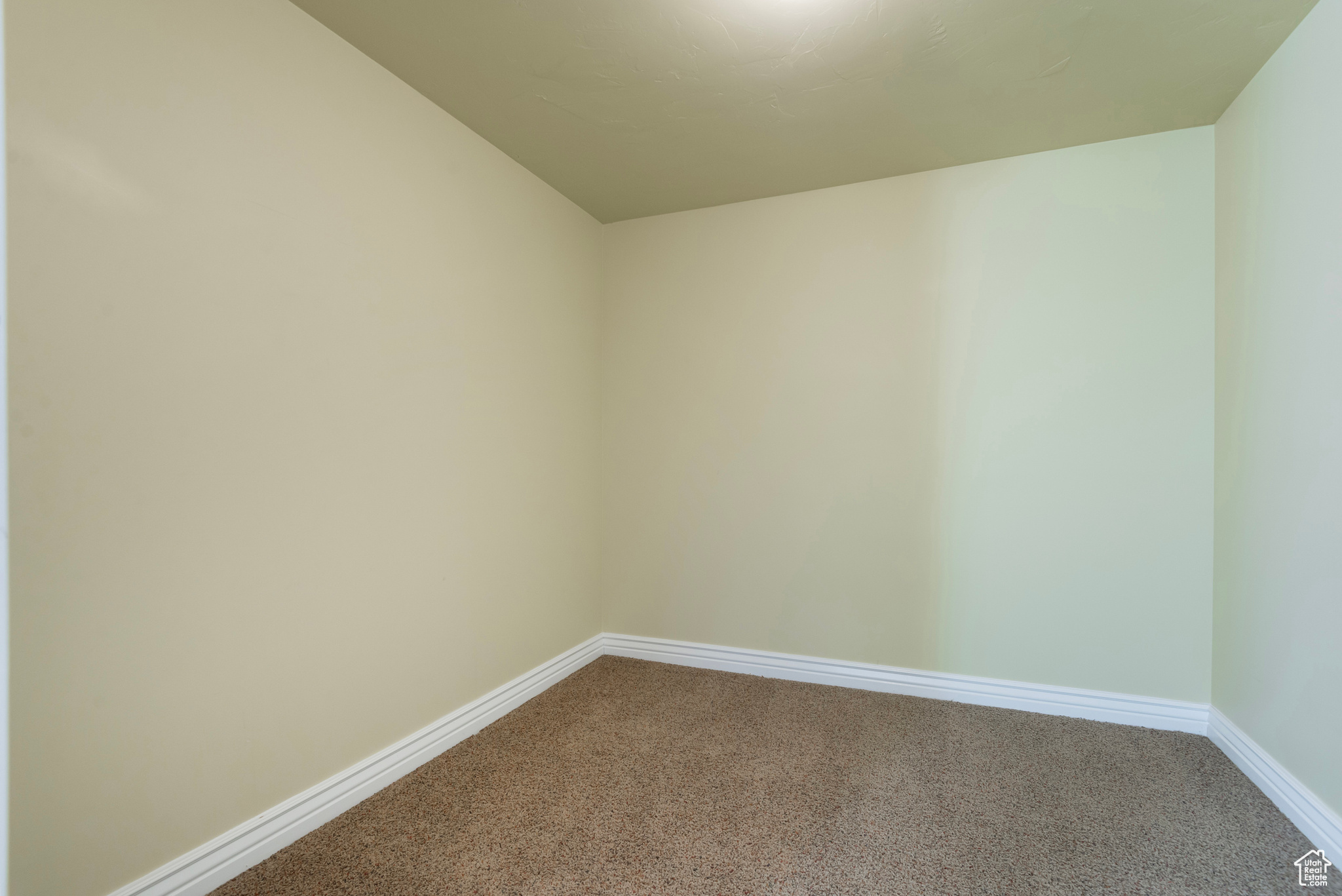 11811 S COTTAGE VIEW LN