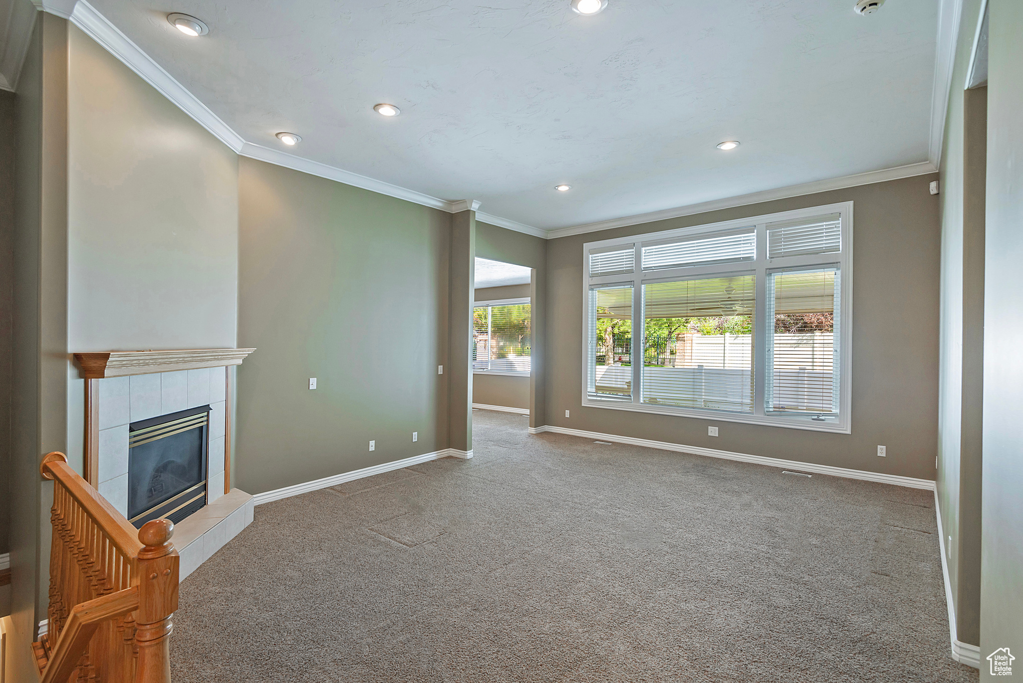 11811 S COTTAGE VIEW LN