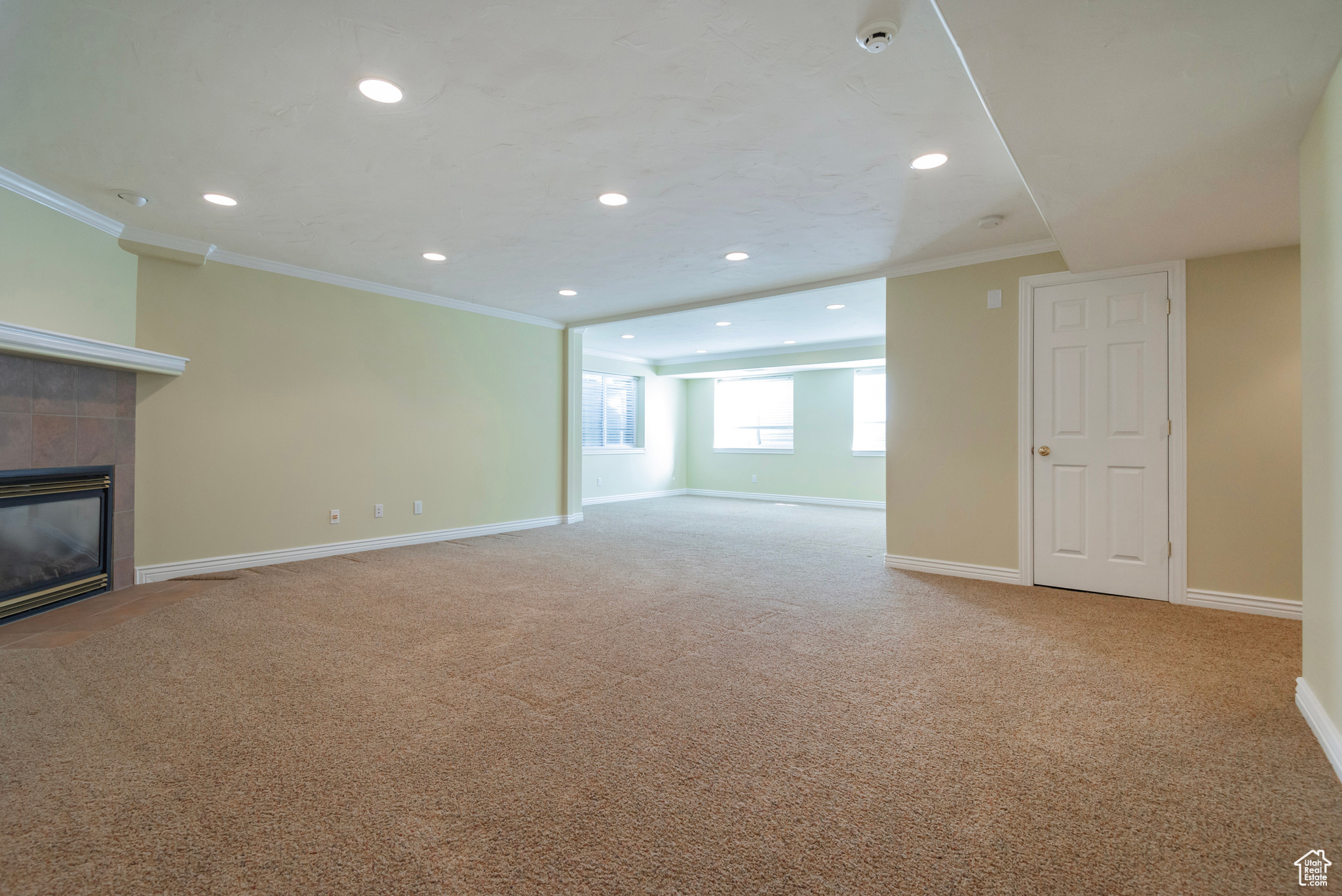 11811 S COTTAGE VIEW LN