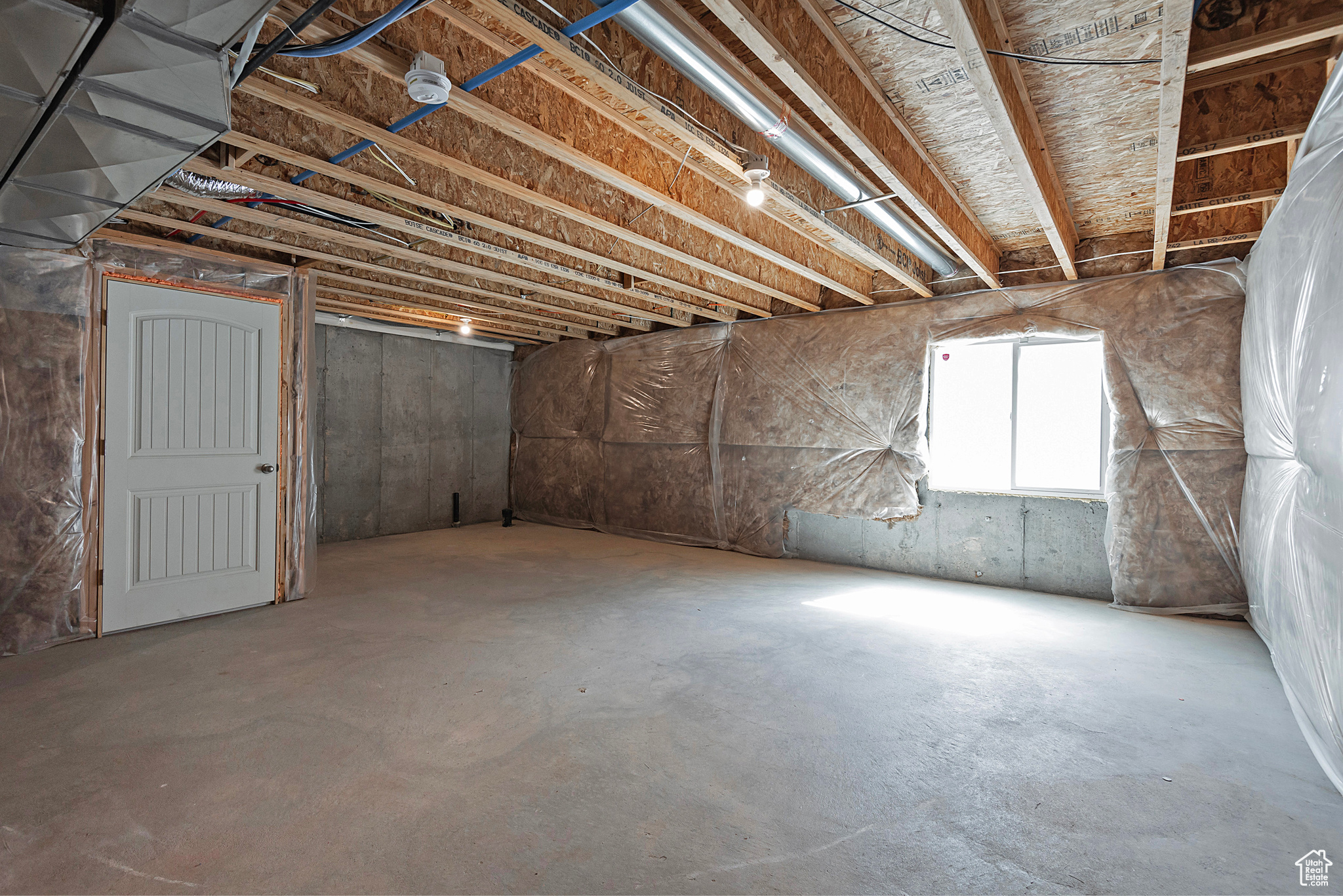 93 E BLUEGRASS ROW