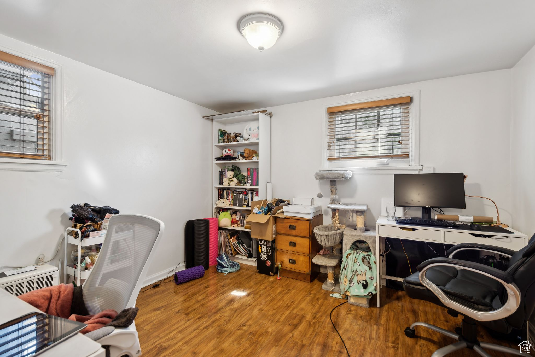 355 4TH AVE