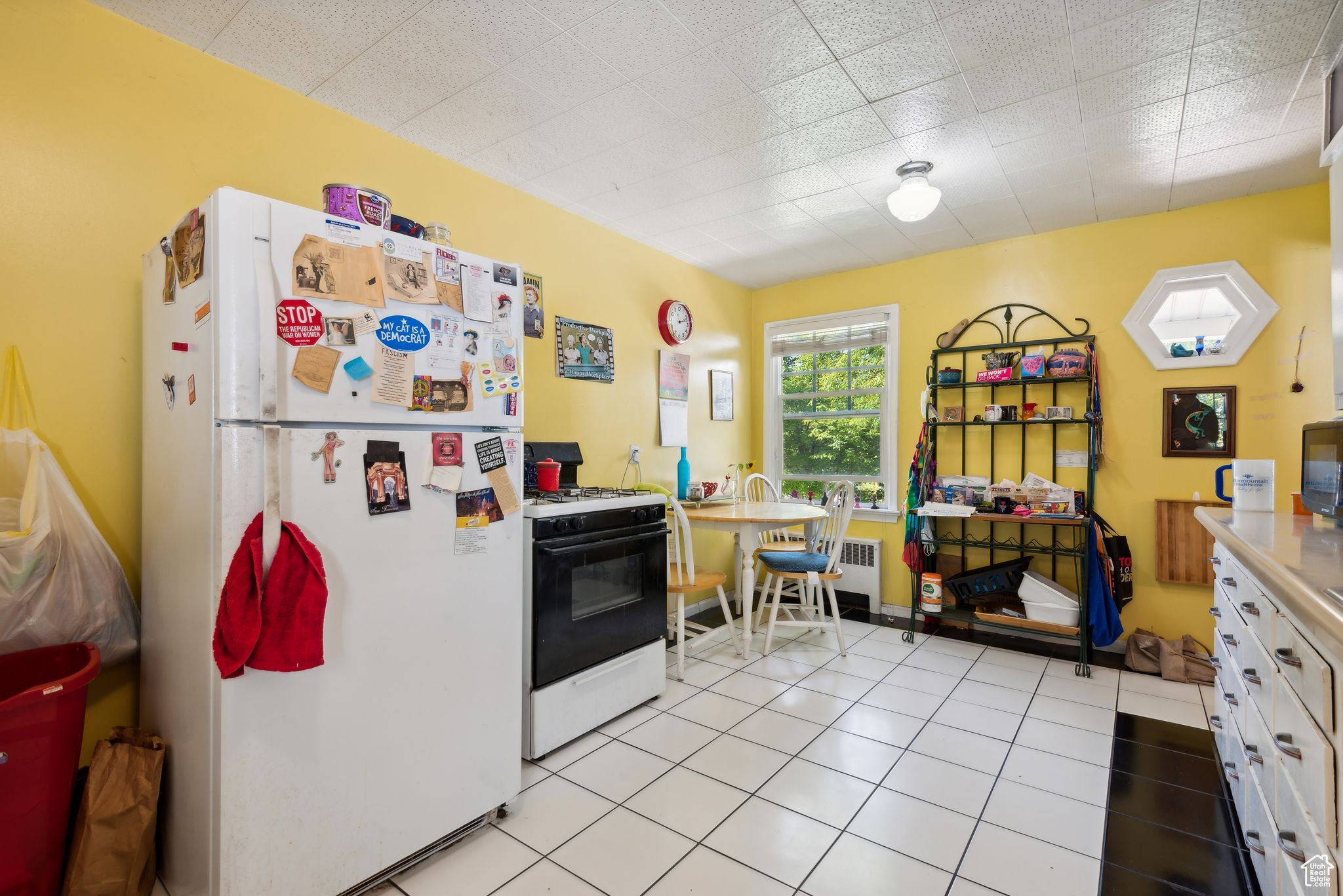 355 4TH AVE