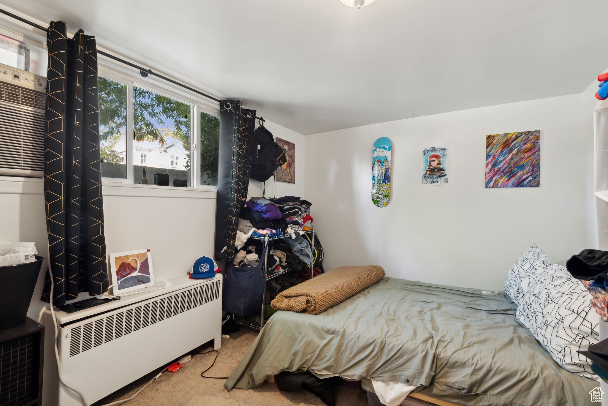 355 4TH AVE