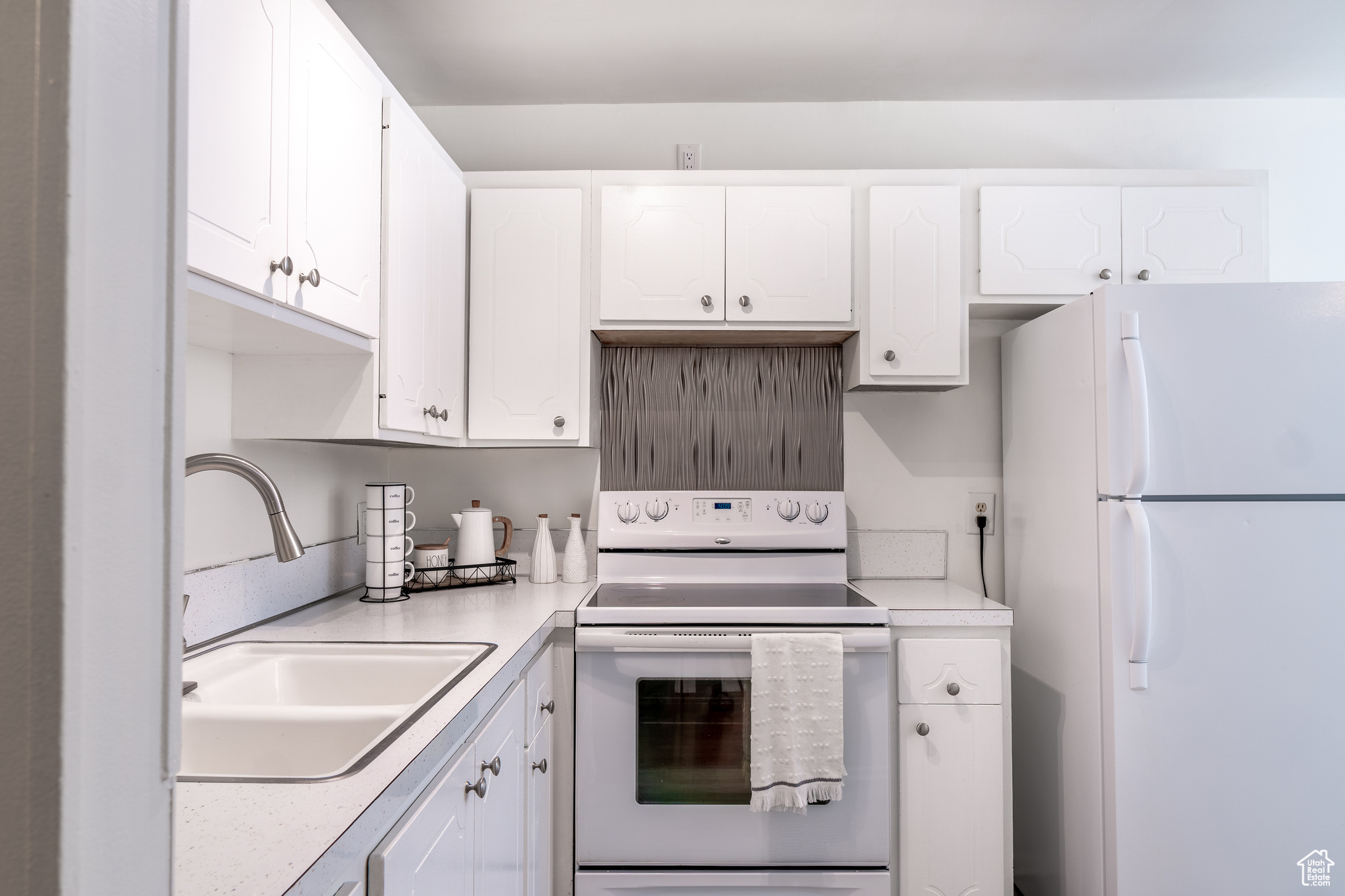 438 N CENTER ST #107