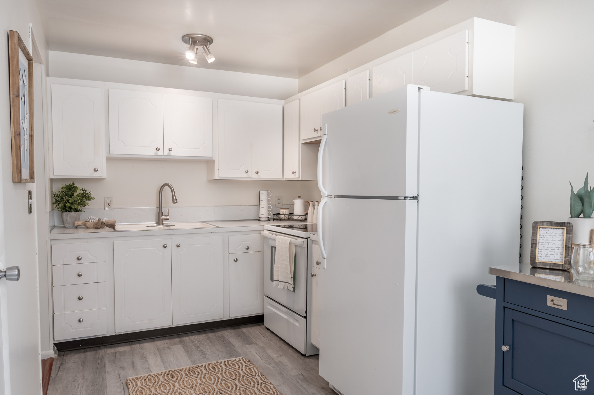 438 N CENTER ST #107