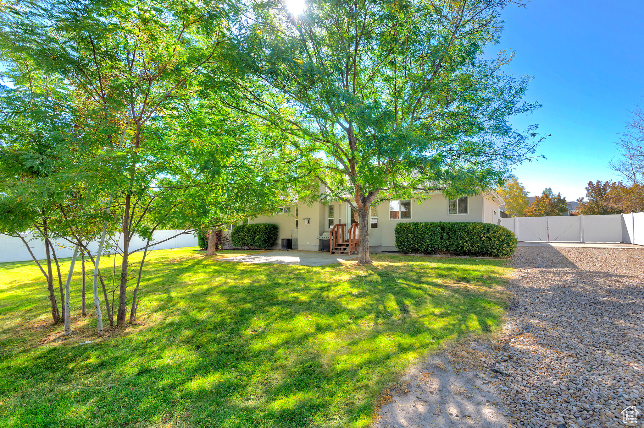 4732 W DORILEE DR