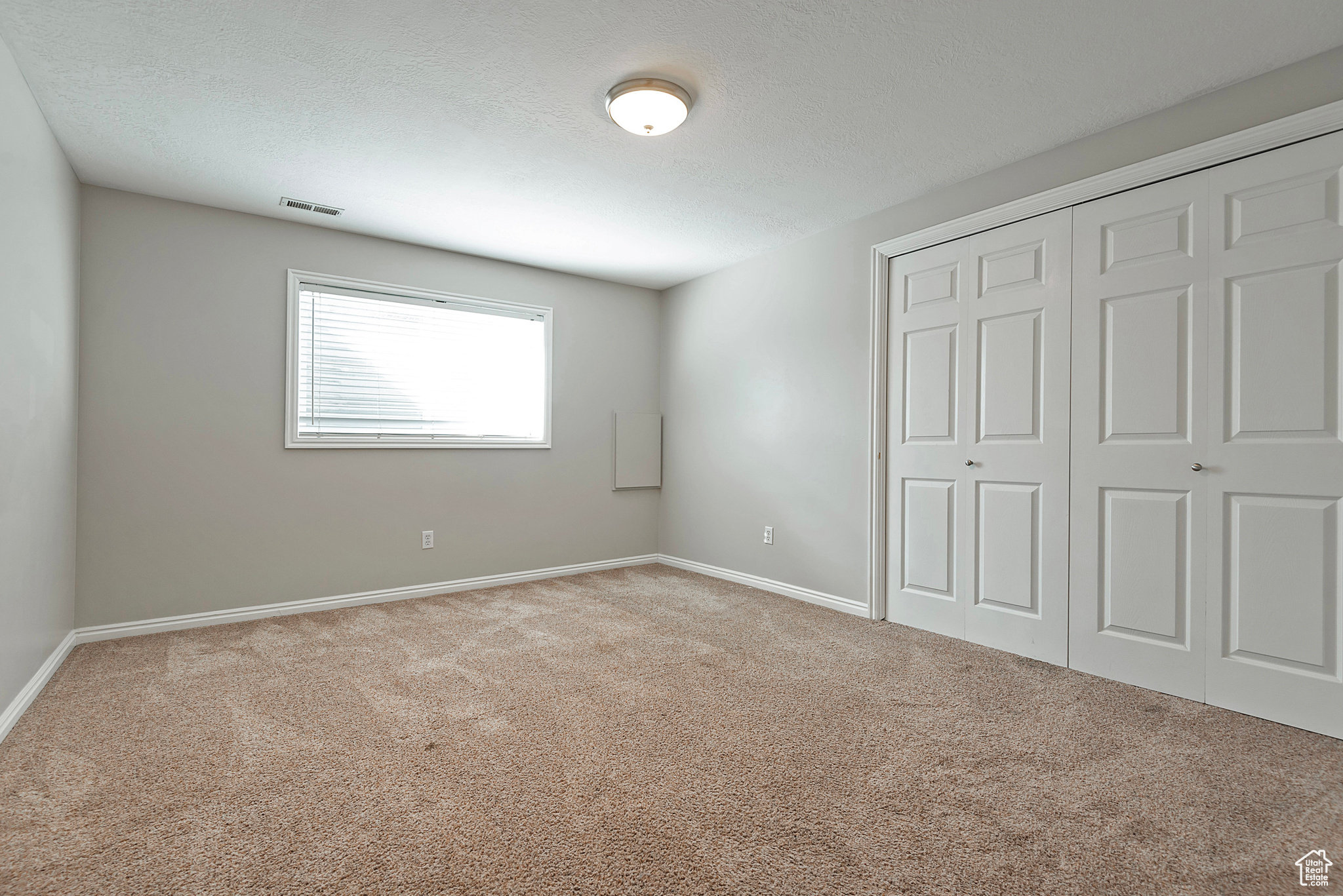 4732 W DORILEE DR