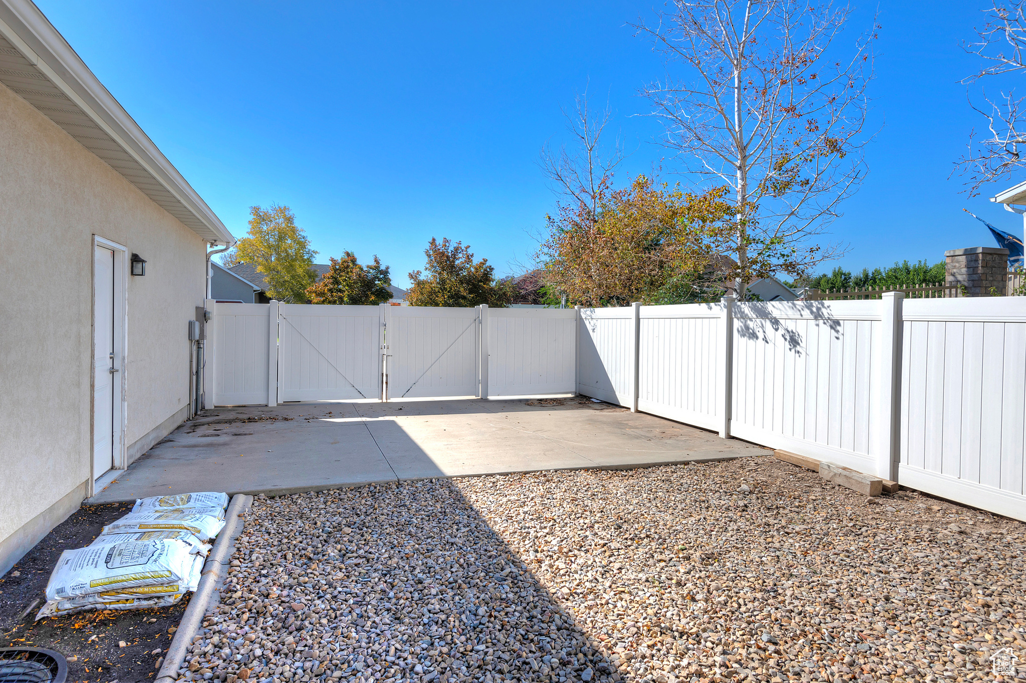 4732 W DORILEE DR