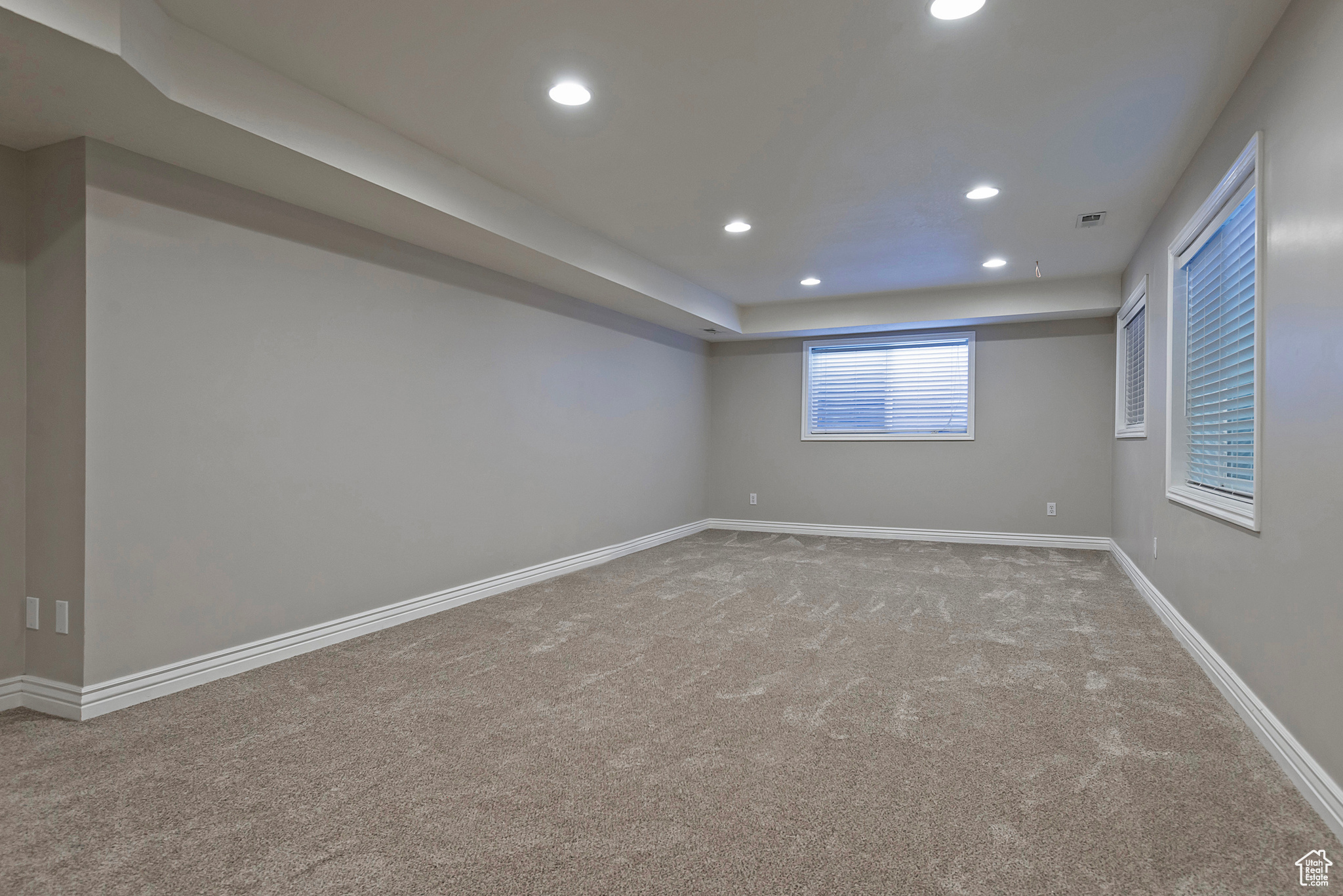 4732 W DORILEE DR