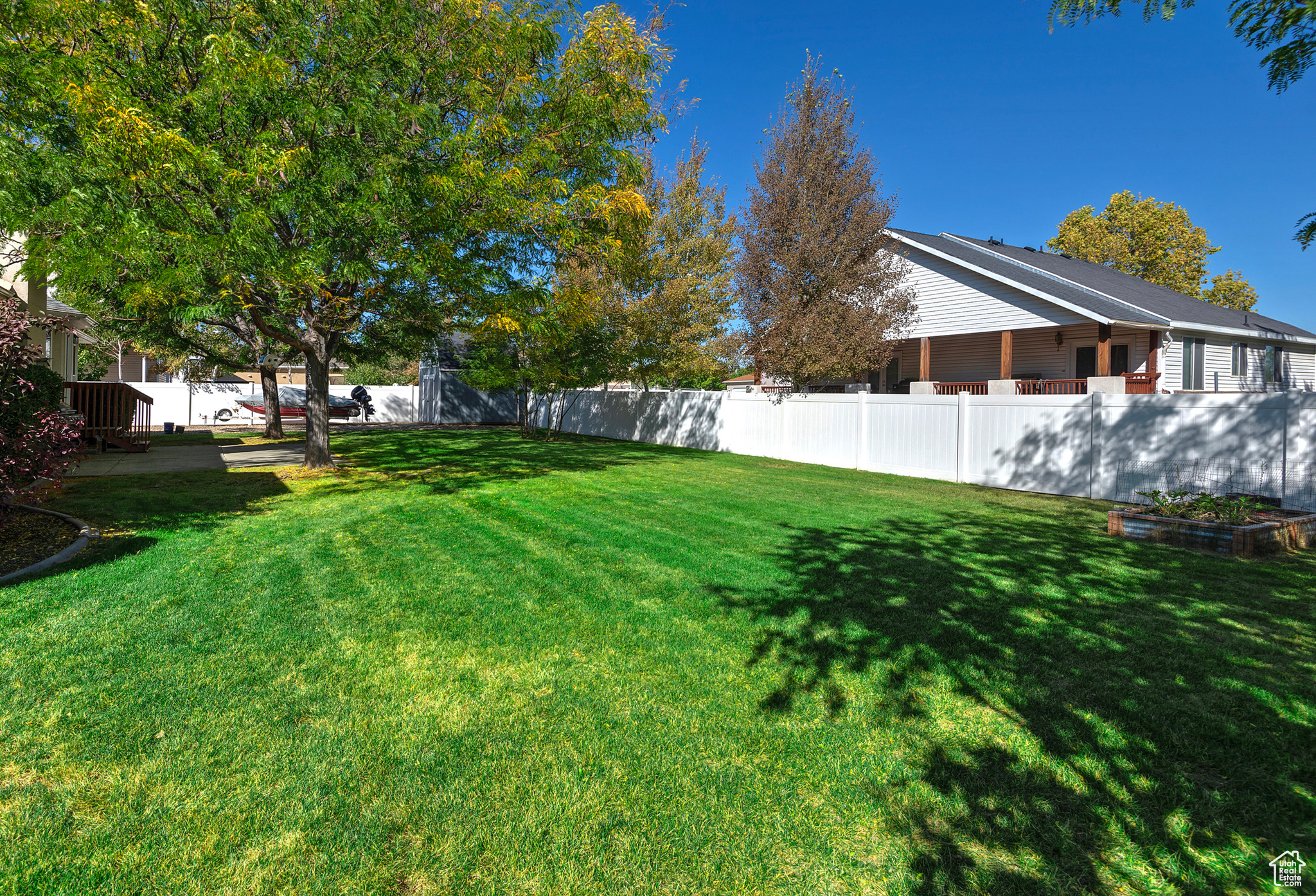 4732 W DORILEE DR