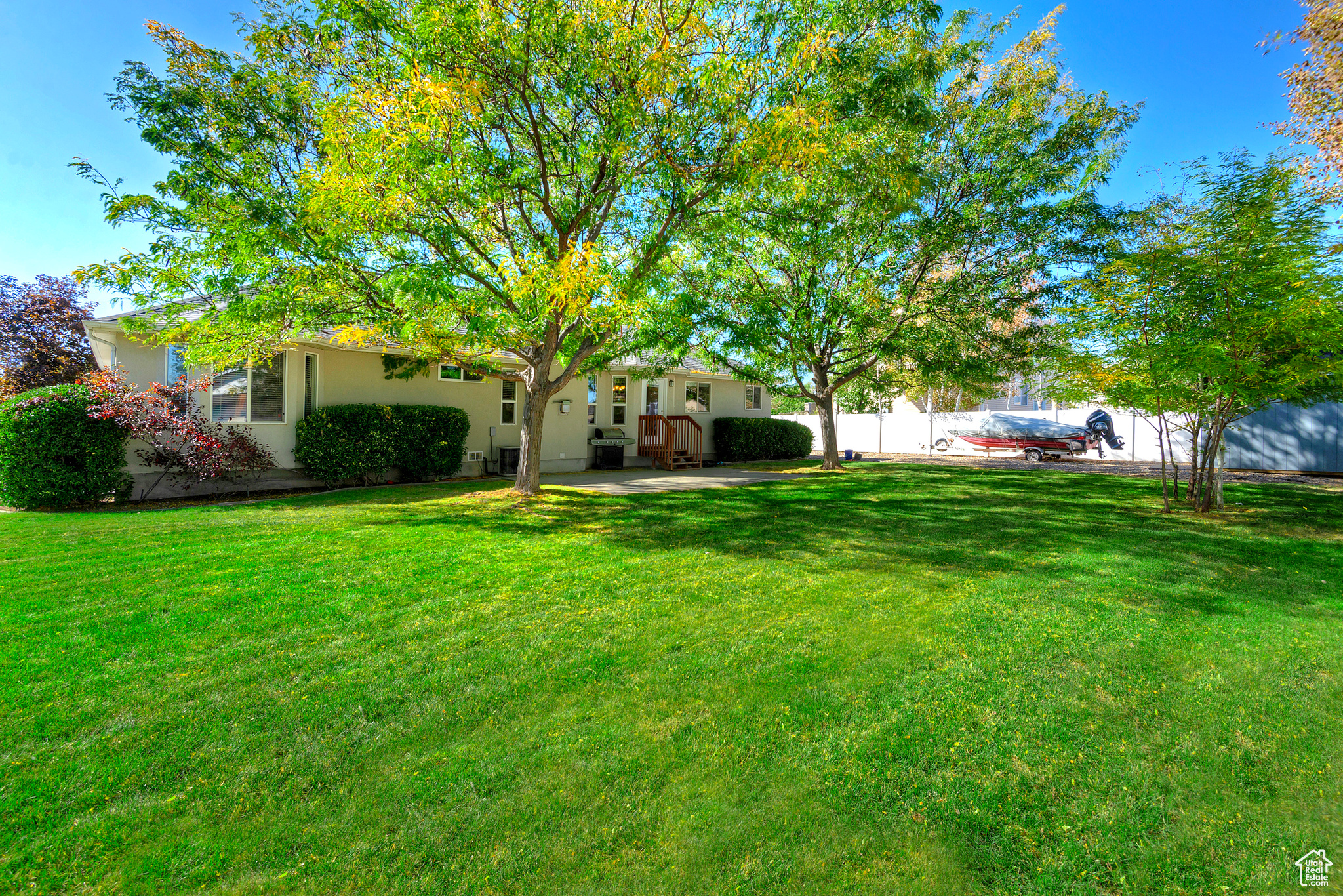 4732 W DORILEE DR