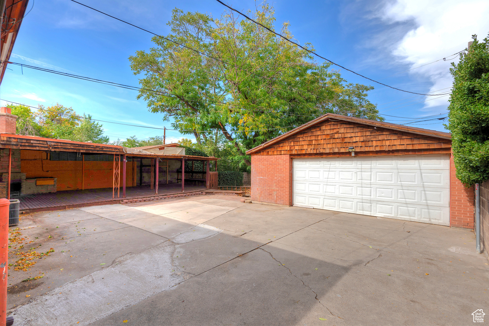 8360 W MIX AVE