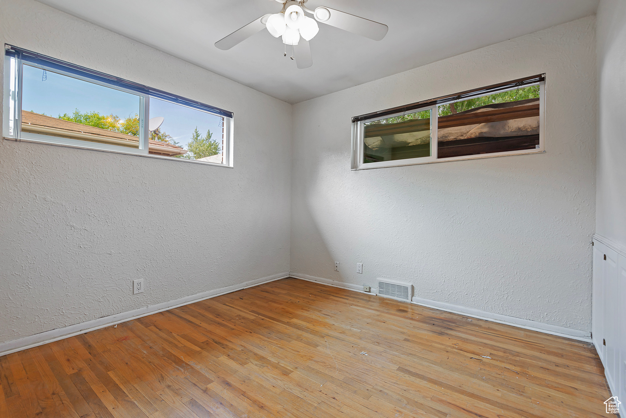 8360 W MIX AVE