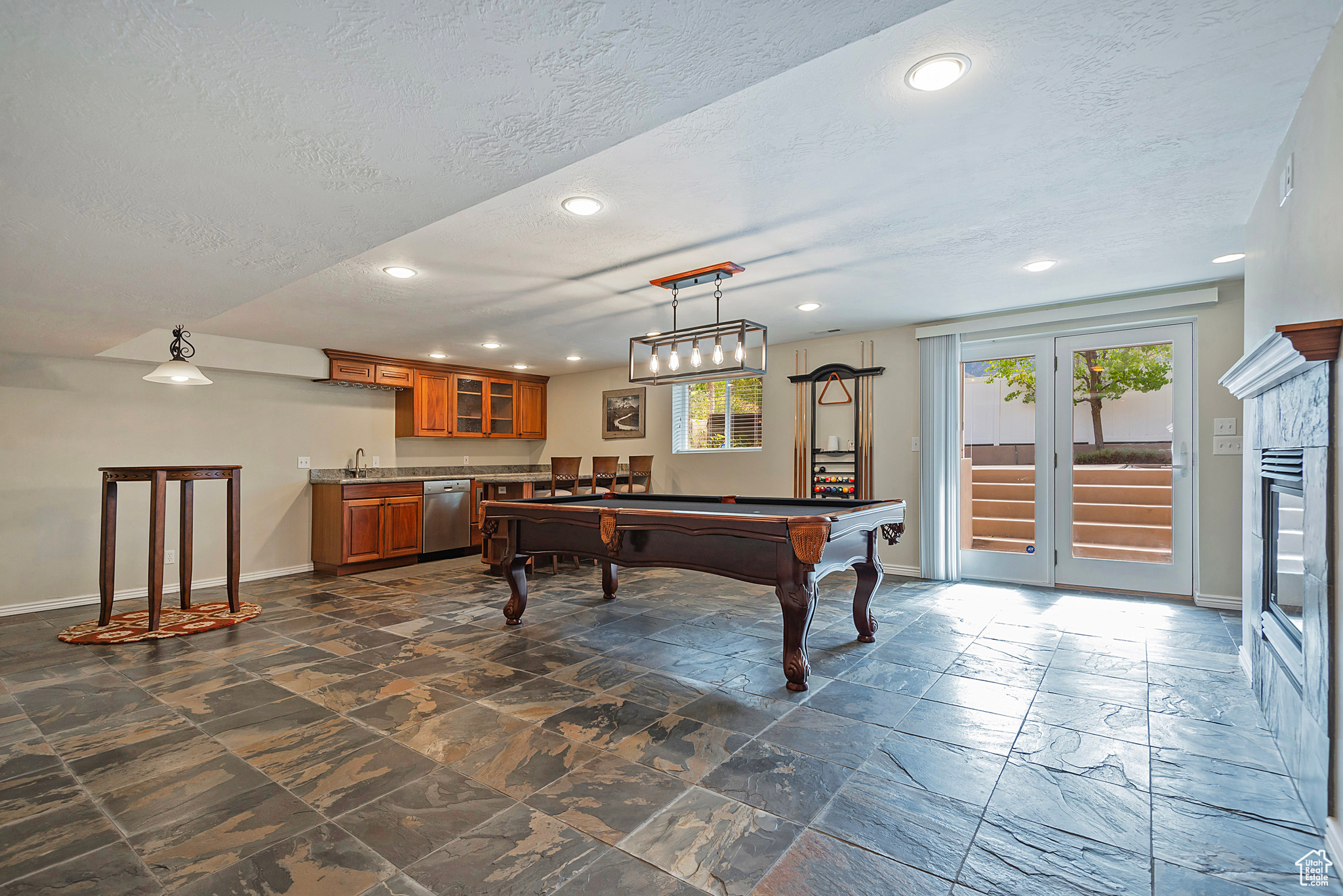 3016 E DIMPLE DELL LN
