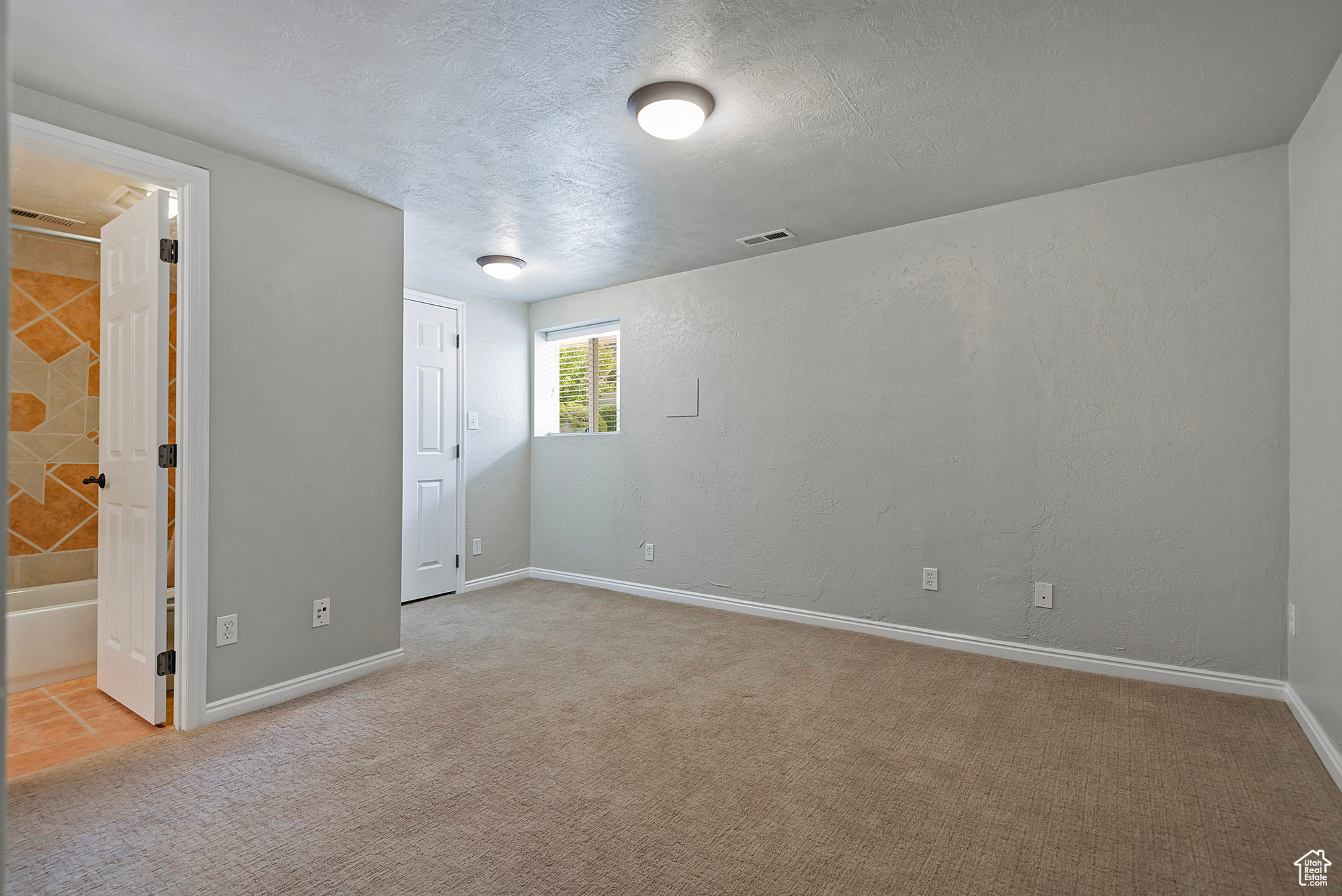3016 E DIMPLE DELL LN