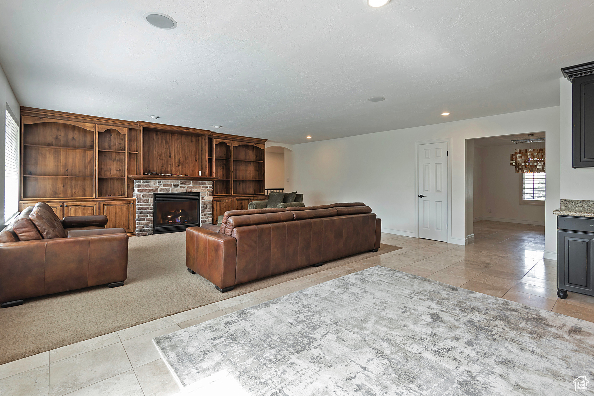 3016 E DIMPLE DELL LN