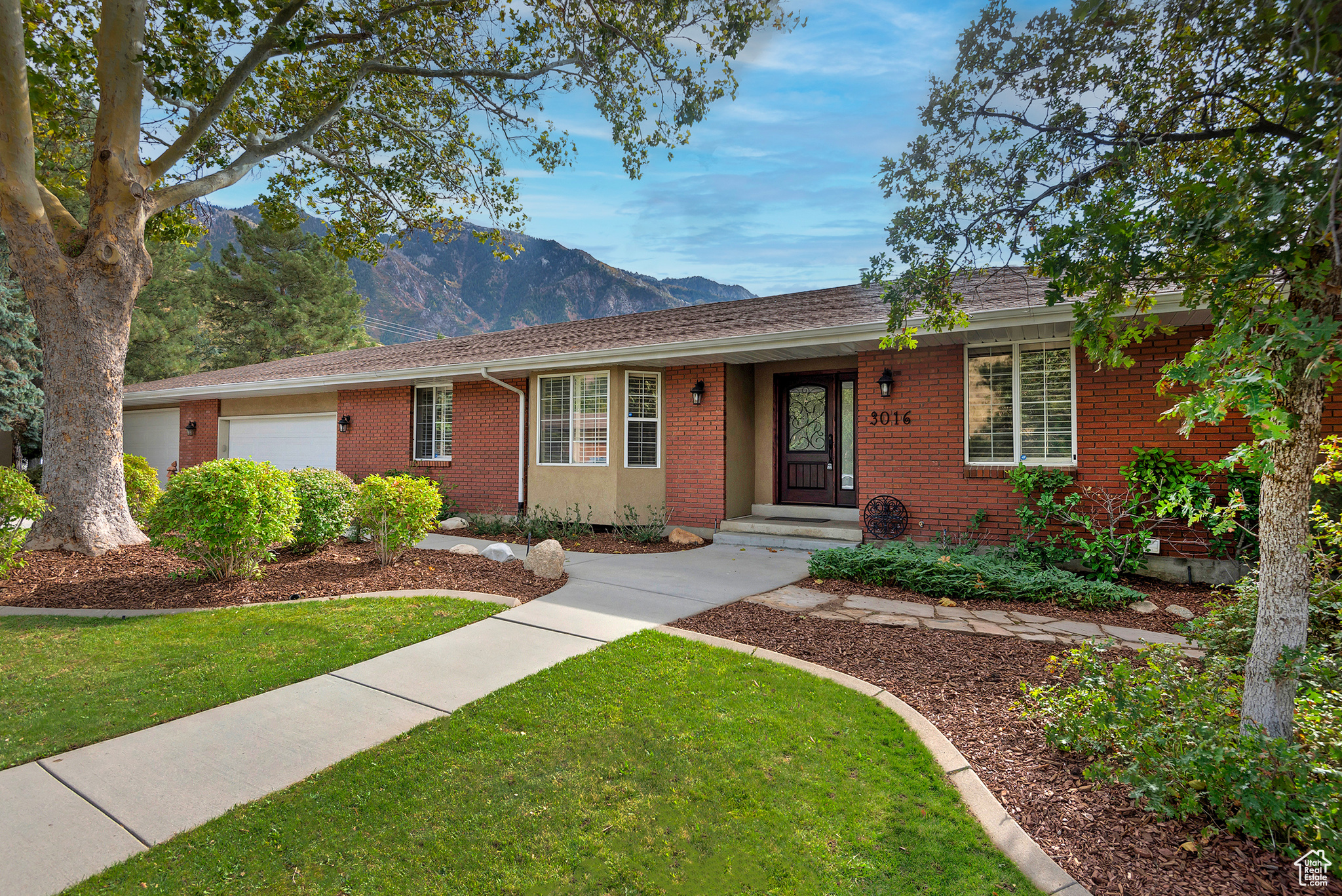 3016 E DIMPLE DELL LN