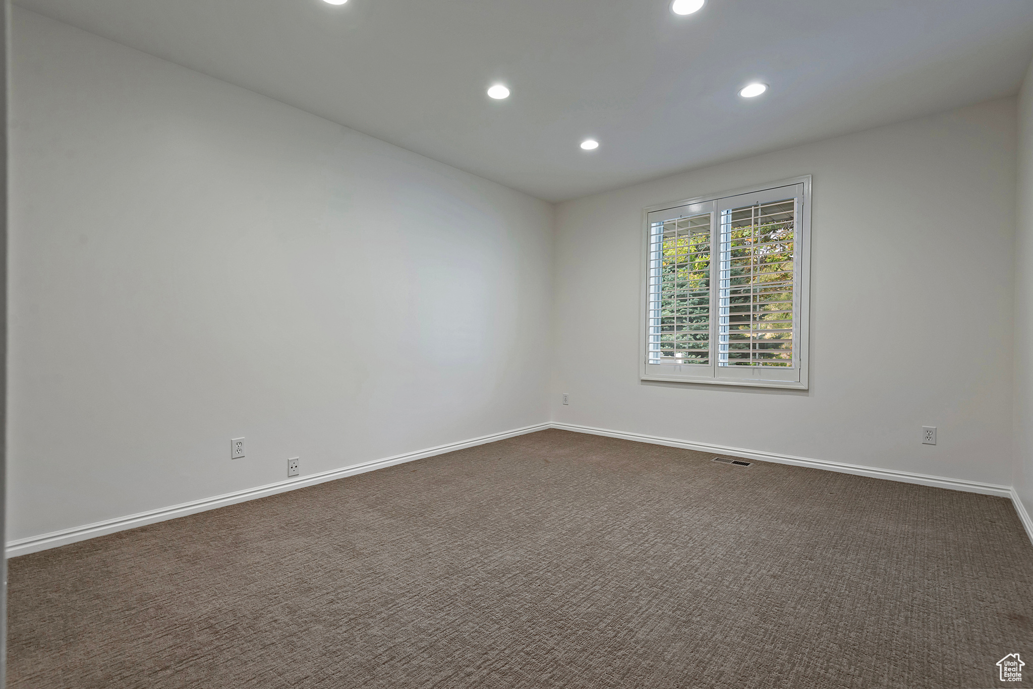 3016 E DIMPLE DELL LN