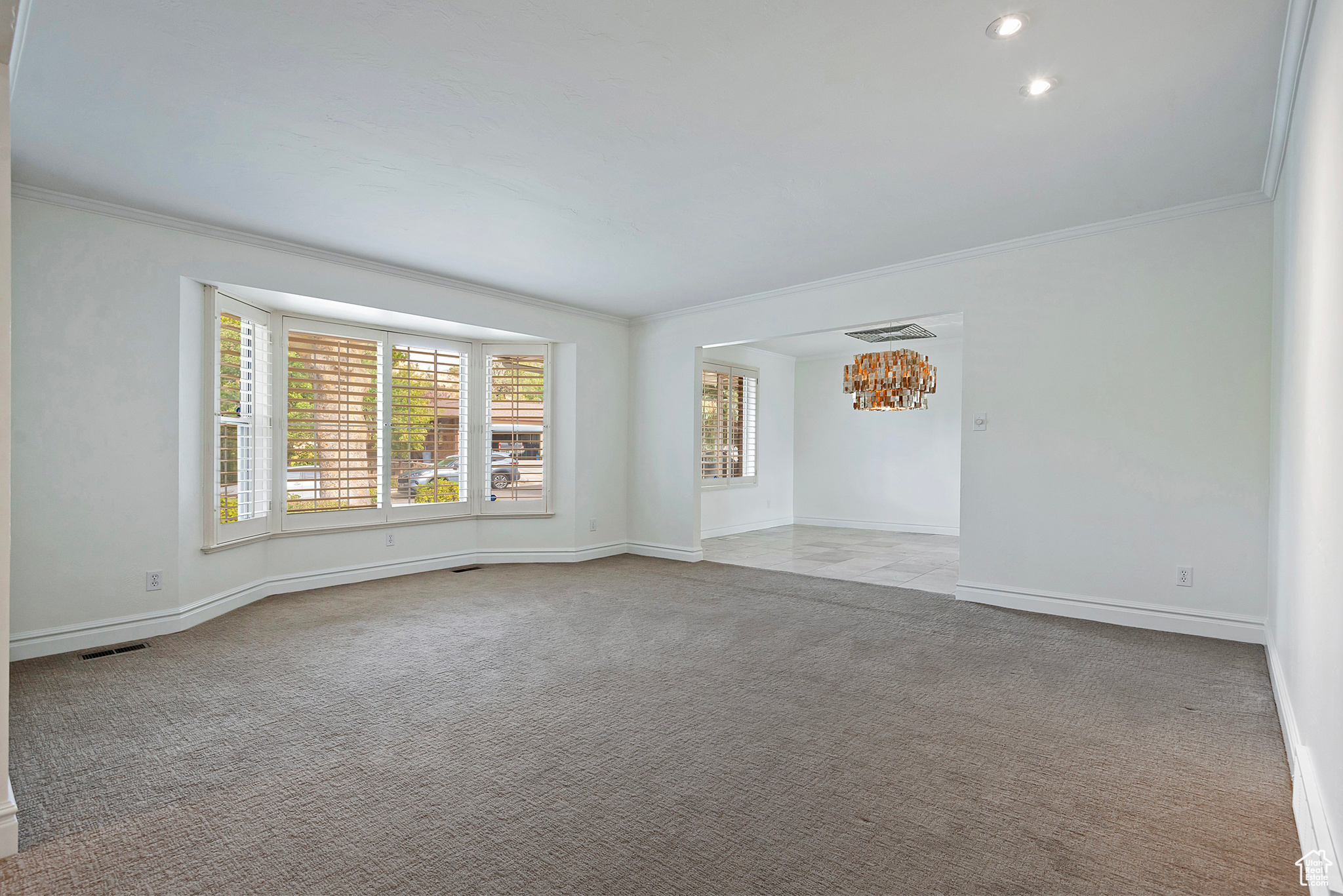 3016 E DIMPLE DELL LN