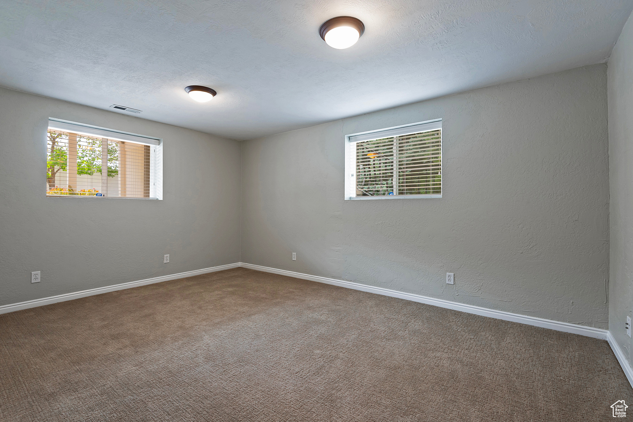 3016 E DIMPLE DELL LN