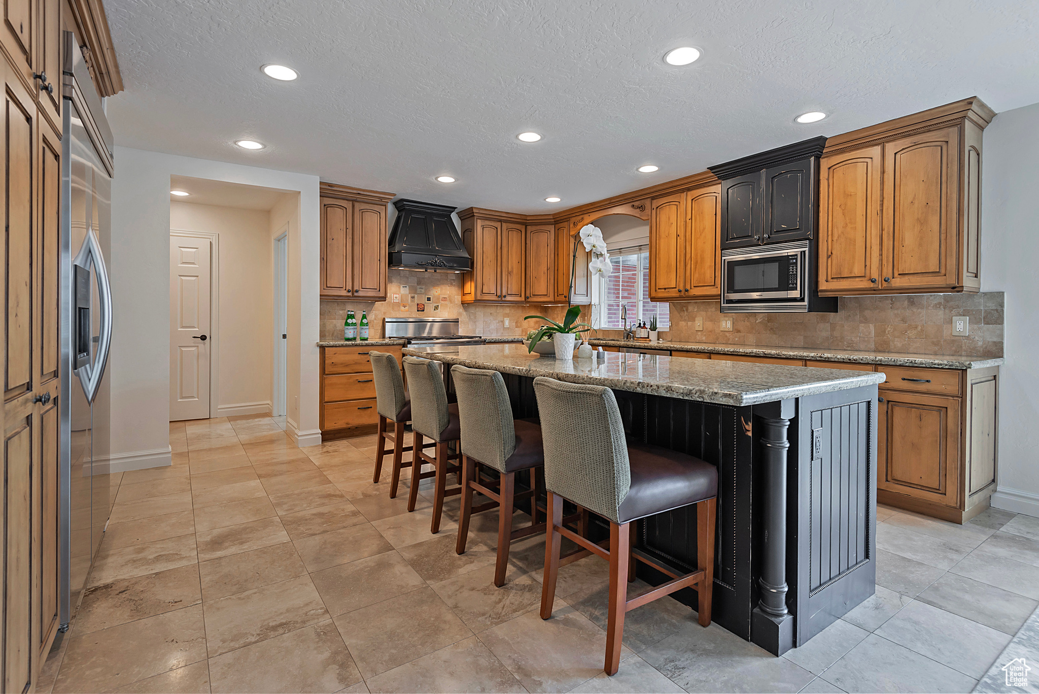 3016 E DIMPLE DELL LN
