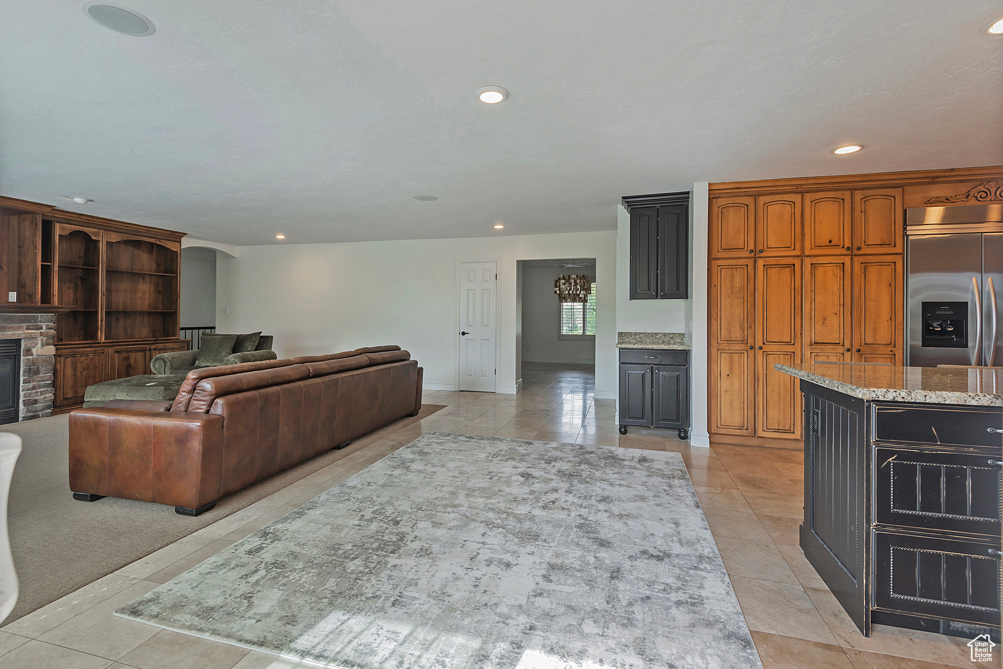 3016 E DIMPLE DELL LN