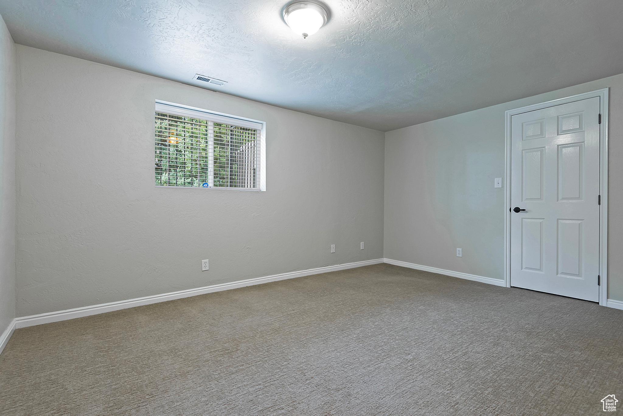 3016 E DIMPLE DELL LN