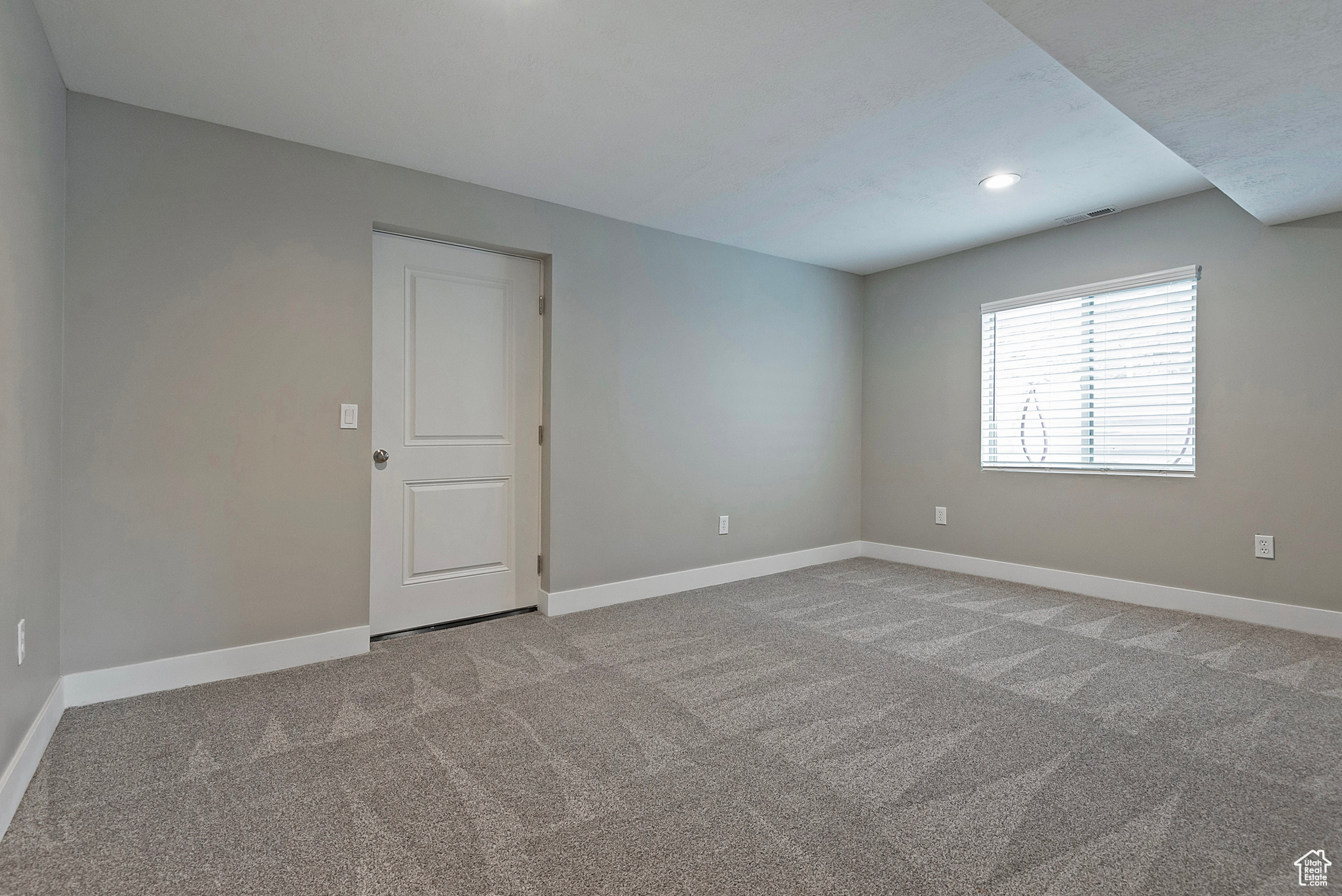 1188 N CLEMENTE WAY