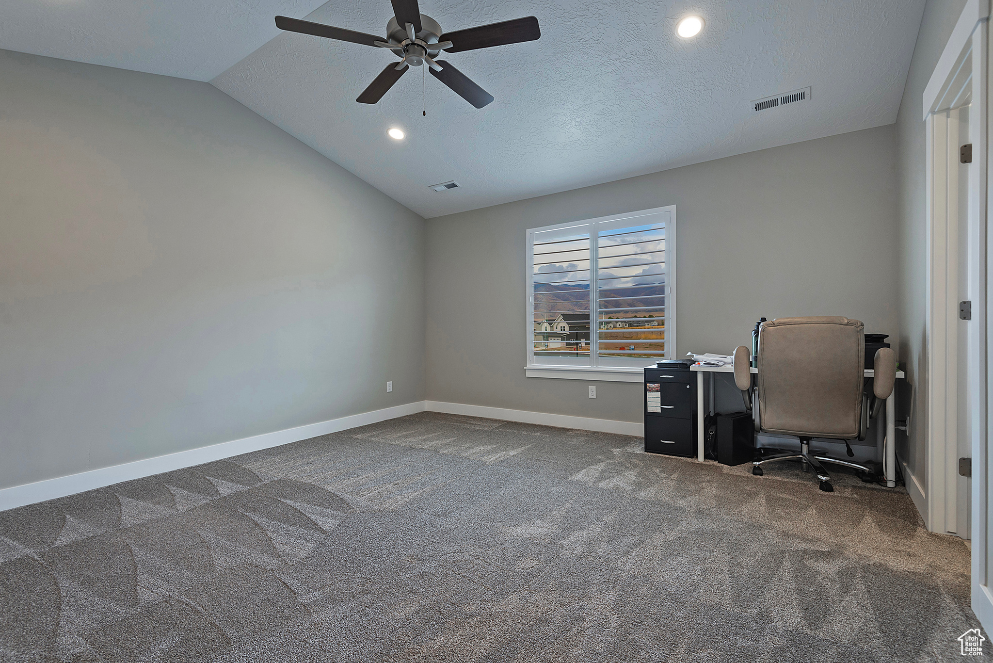 1188 N CLEMENTE WAY