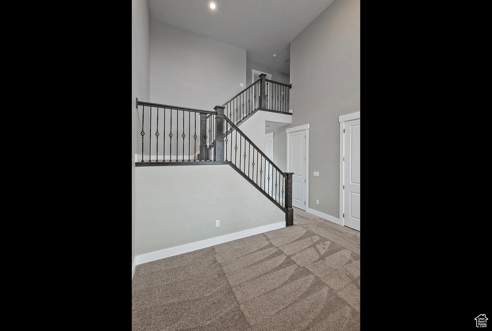 1188 N CLEMENTE WAY