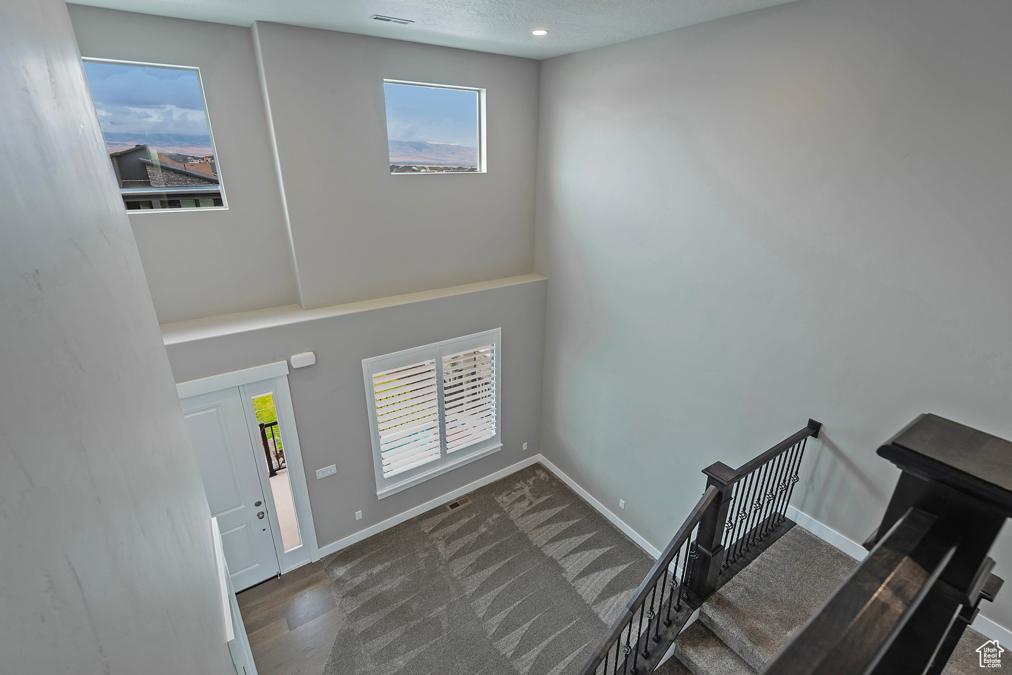 1188 N CLEMENTE WAY