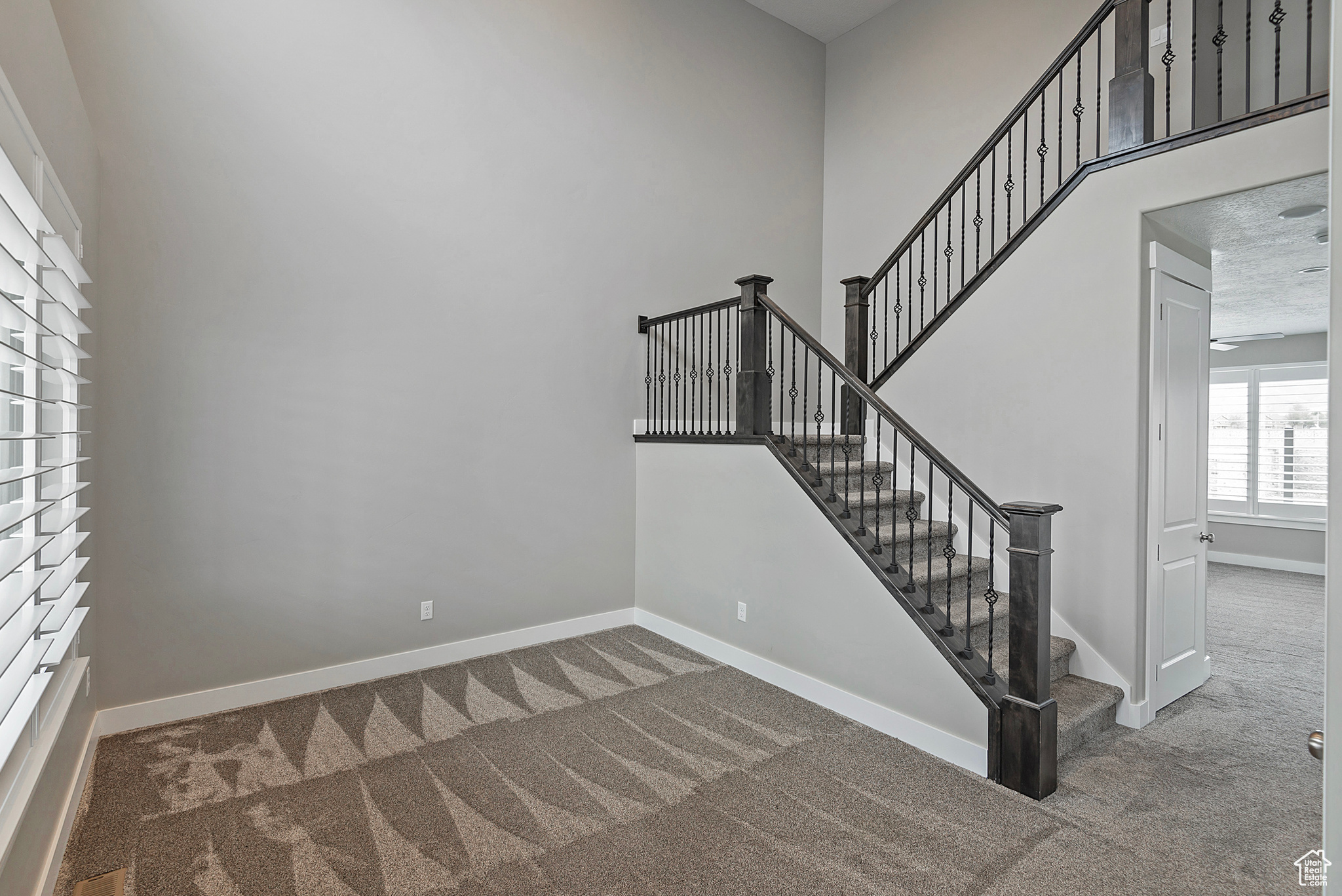1188 N CLEMENTE WAY