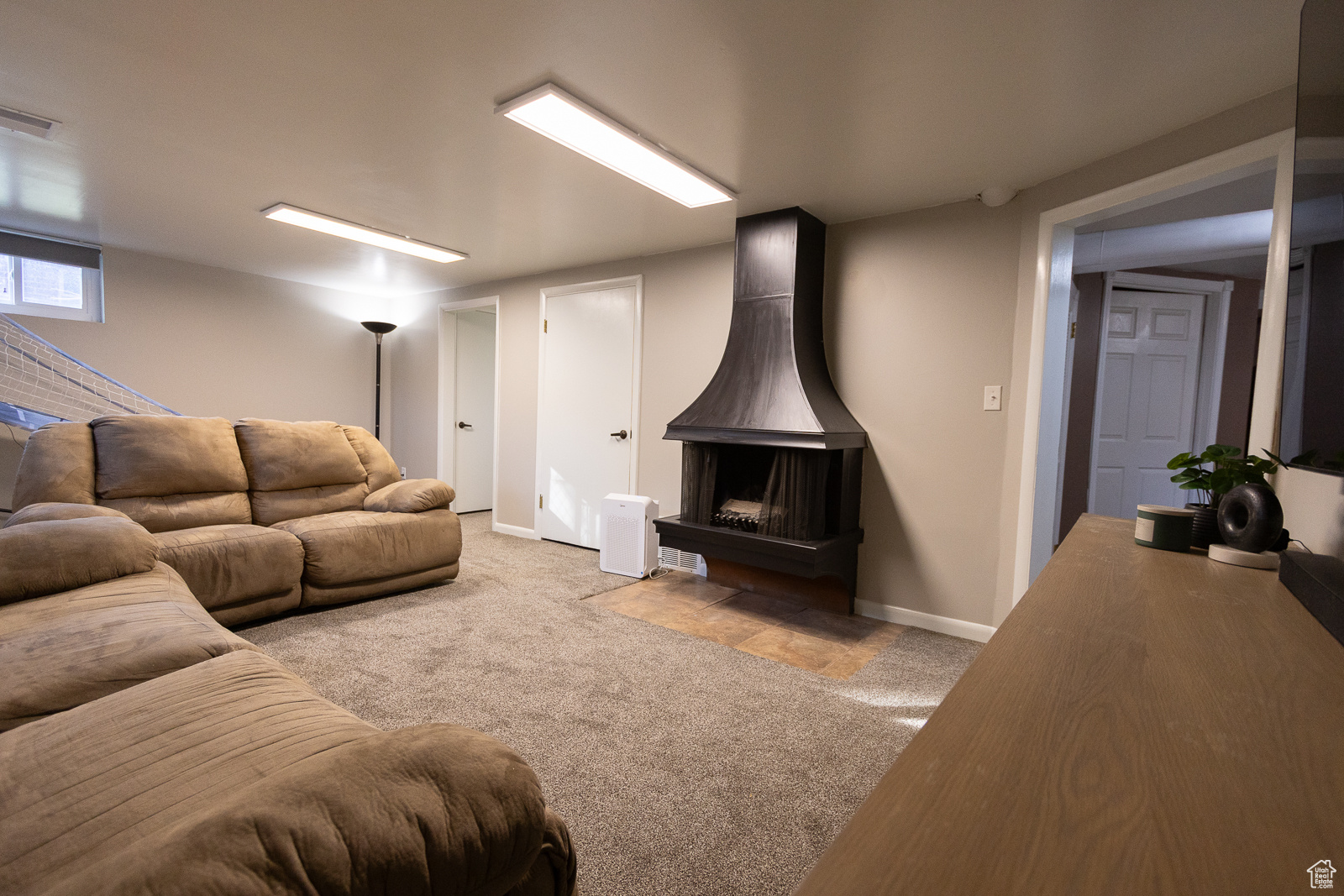 1055 E SHERWOOD DR