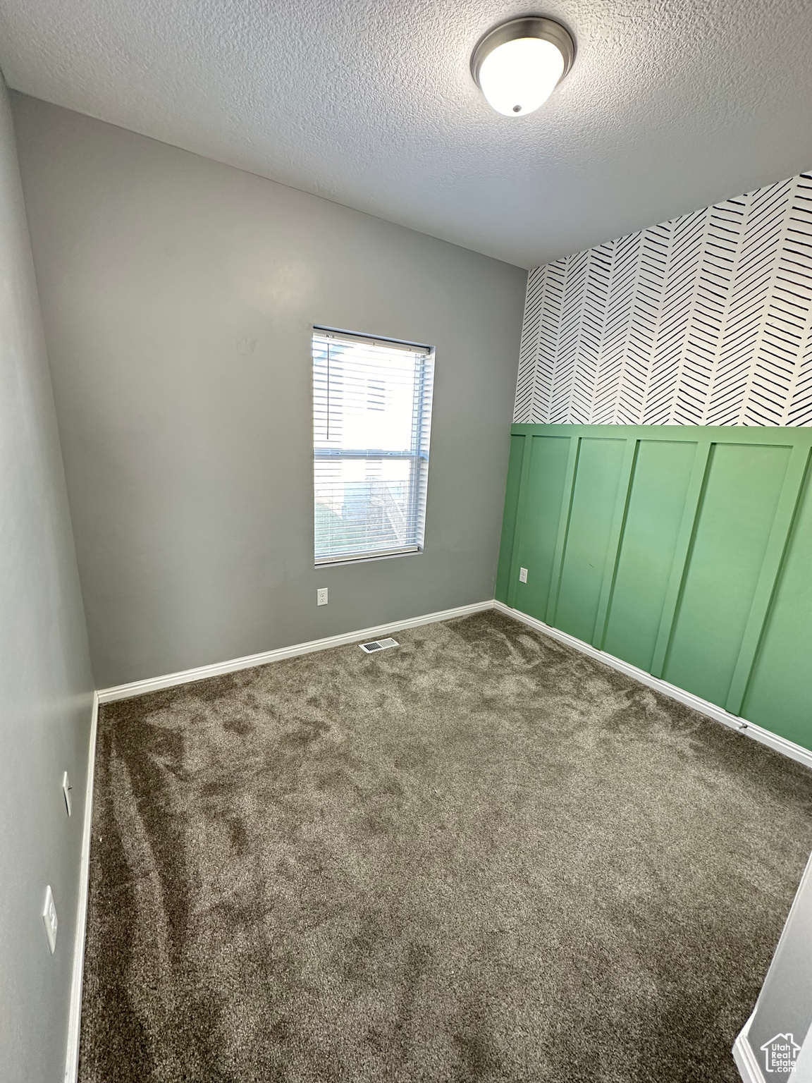 2624 N 525 W