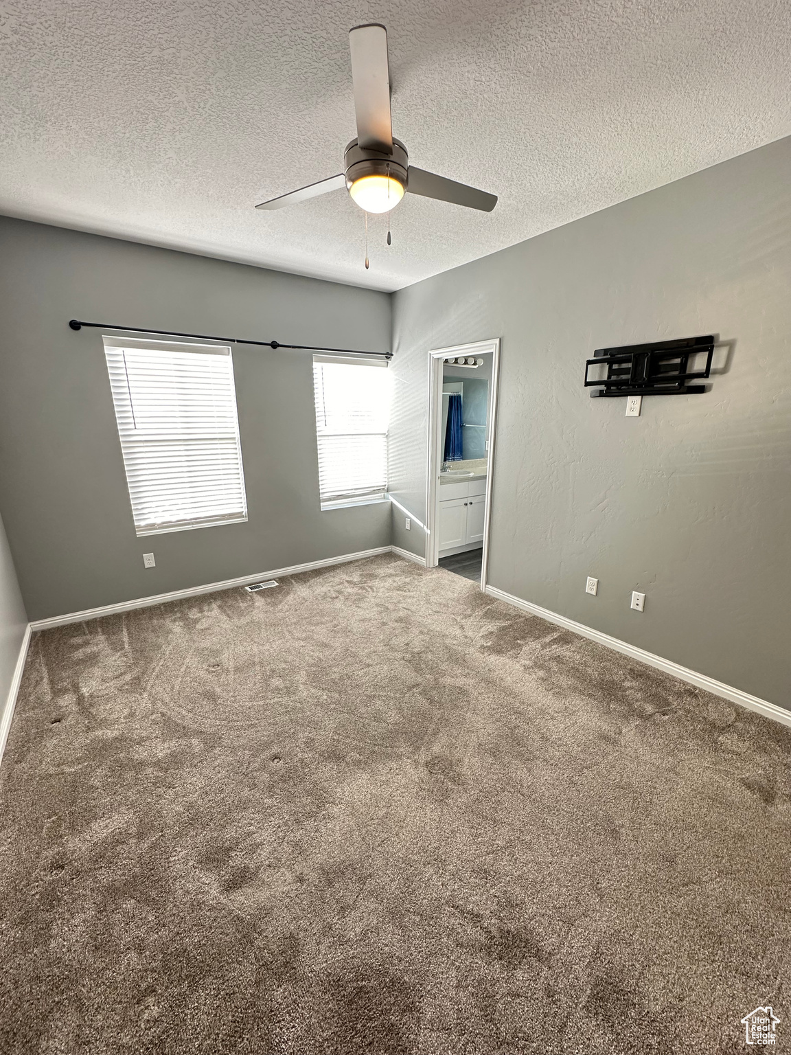 2624 N 525 W