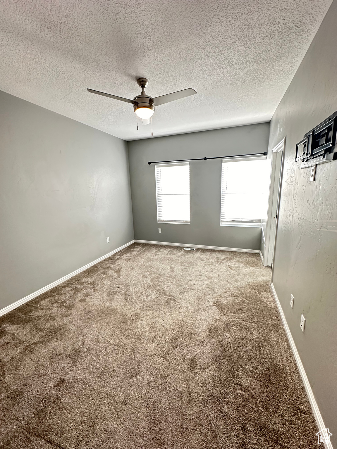 2624 N 525 W