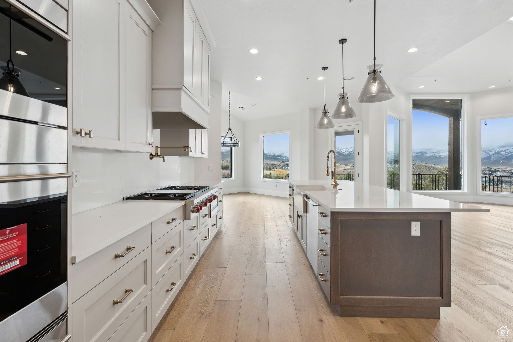 3097 E CORRAL PEAK CIRCLE #145