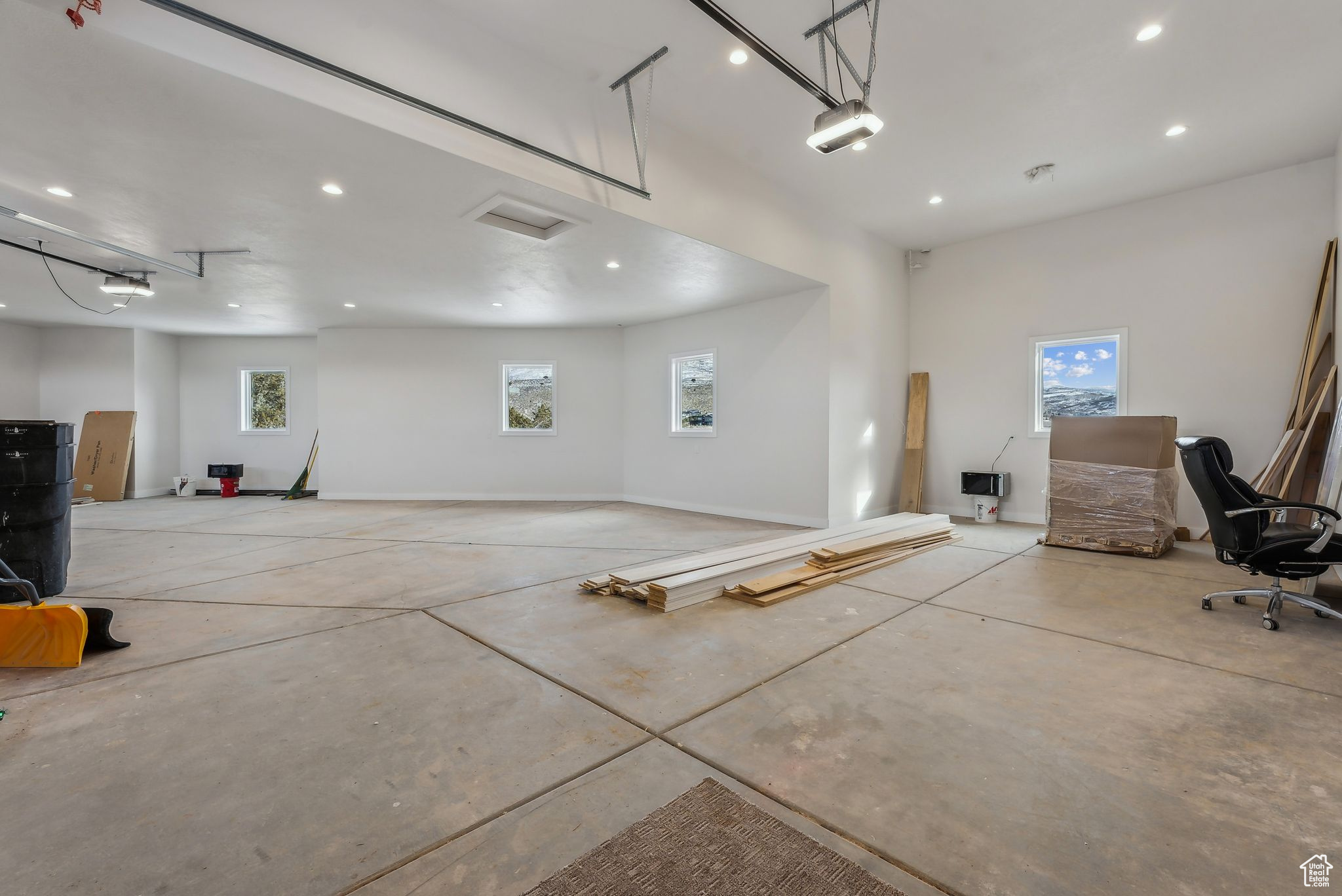 3097 E CORRAL PEAK CIRCLE #145