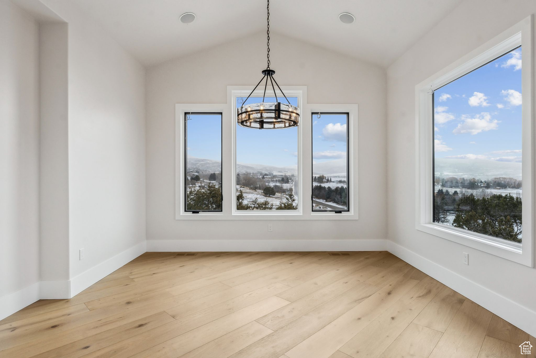 3097 E CORRAL PEAK CIRCLE #145