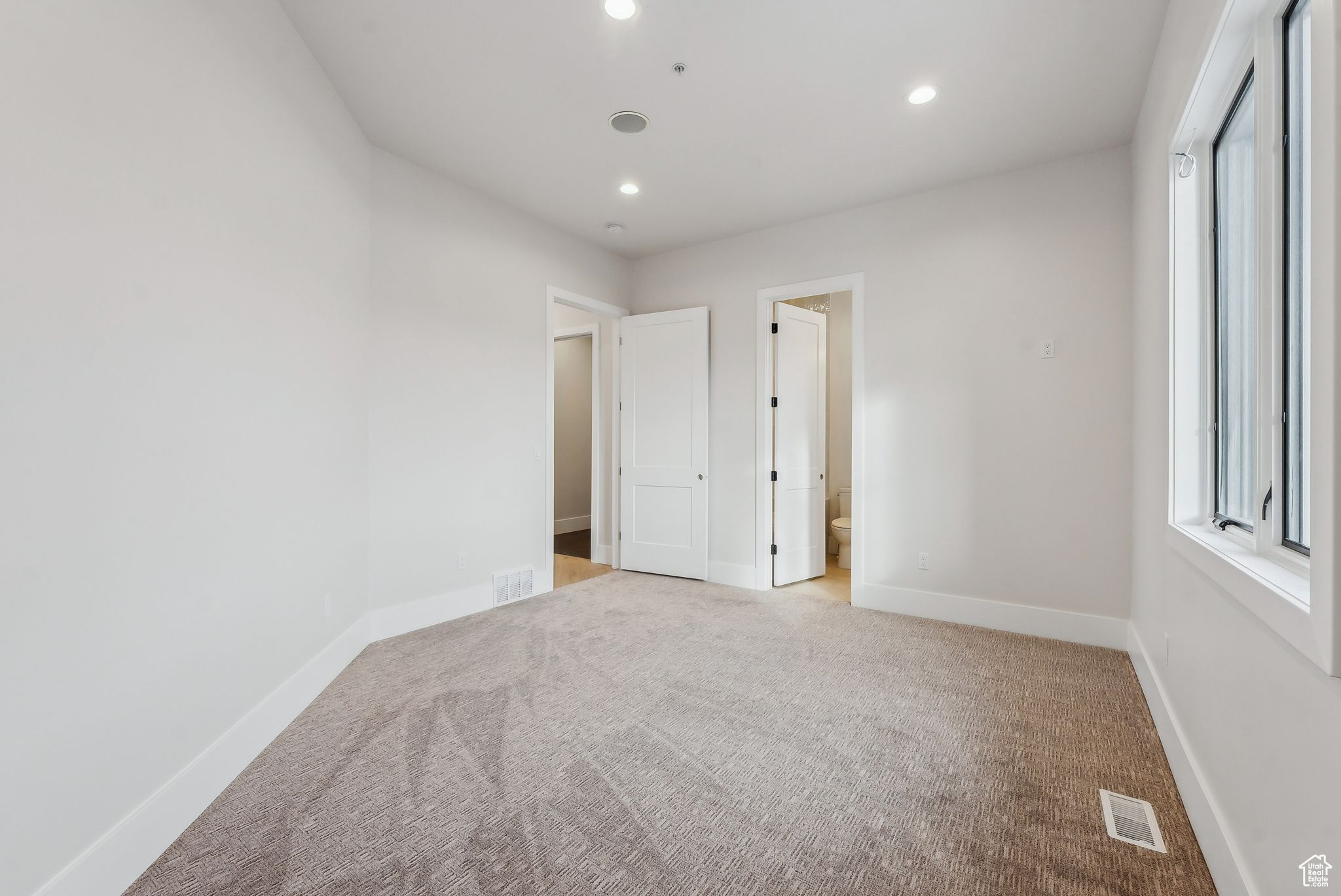 3097 E CORRAL PEAK CIRCLE #145