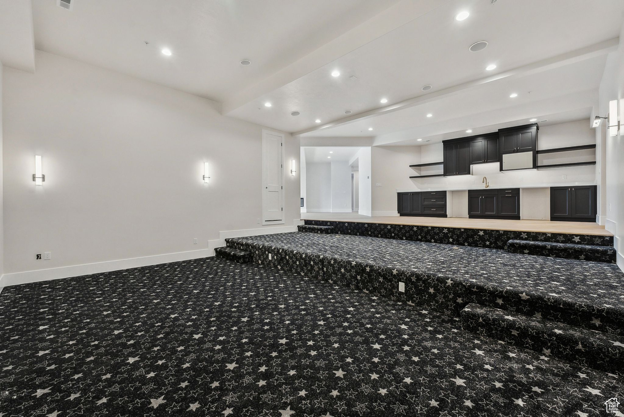 3097 E CORRAL PEAK CIRCLE #145