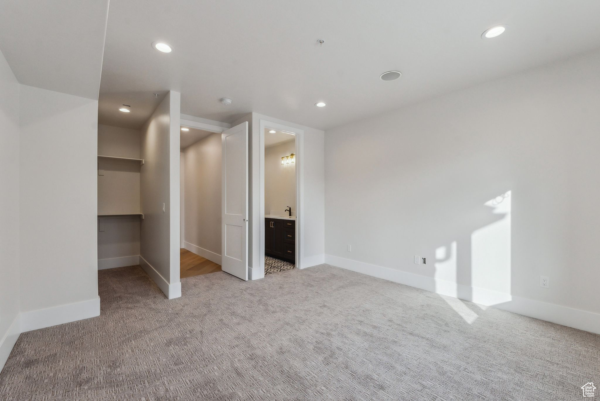3097 E CORRAL PEAK CIRCLE #145